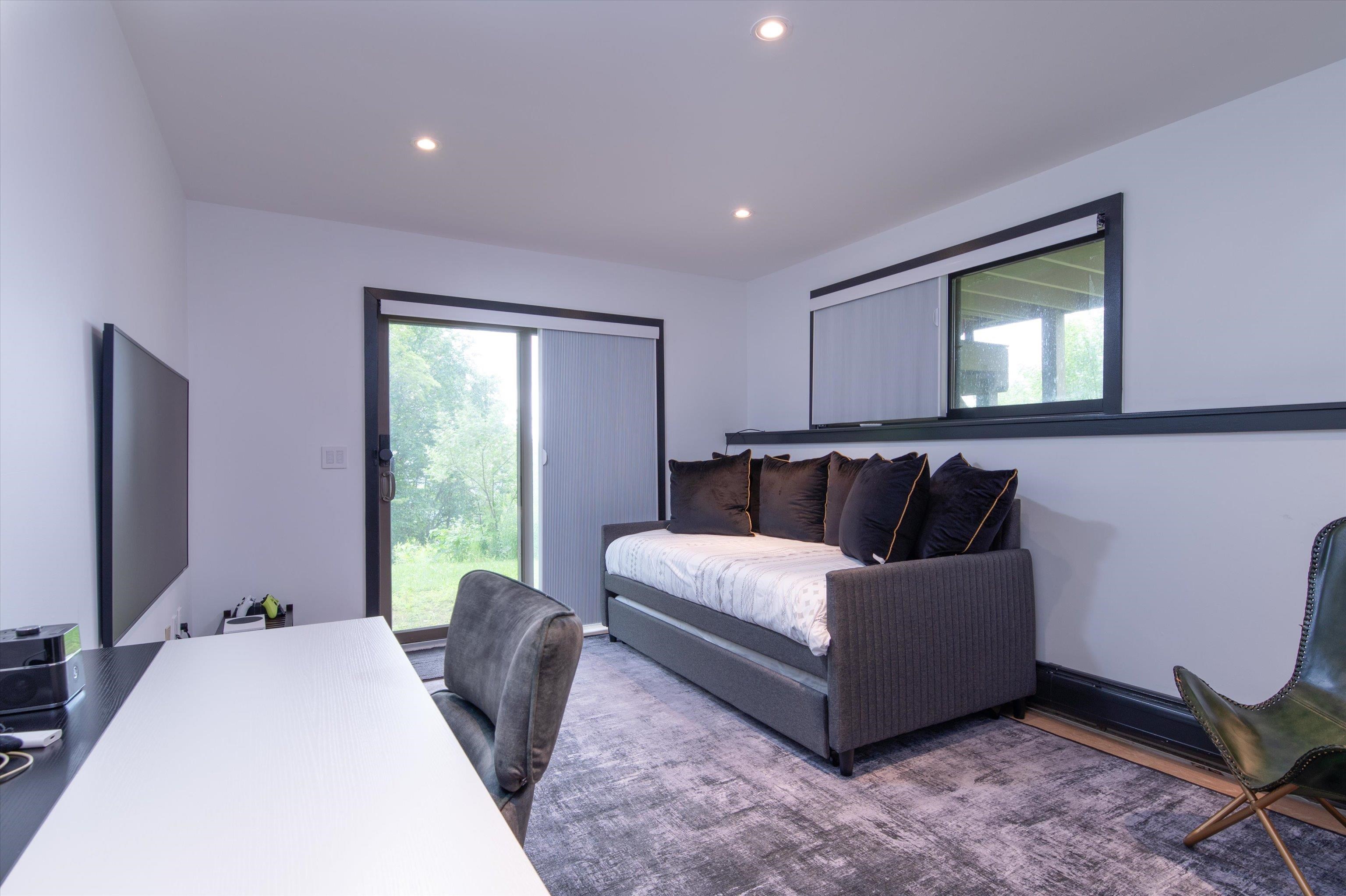 360 Okemo Trailside Extension Unit: 37E