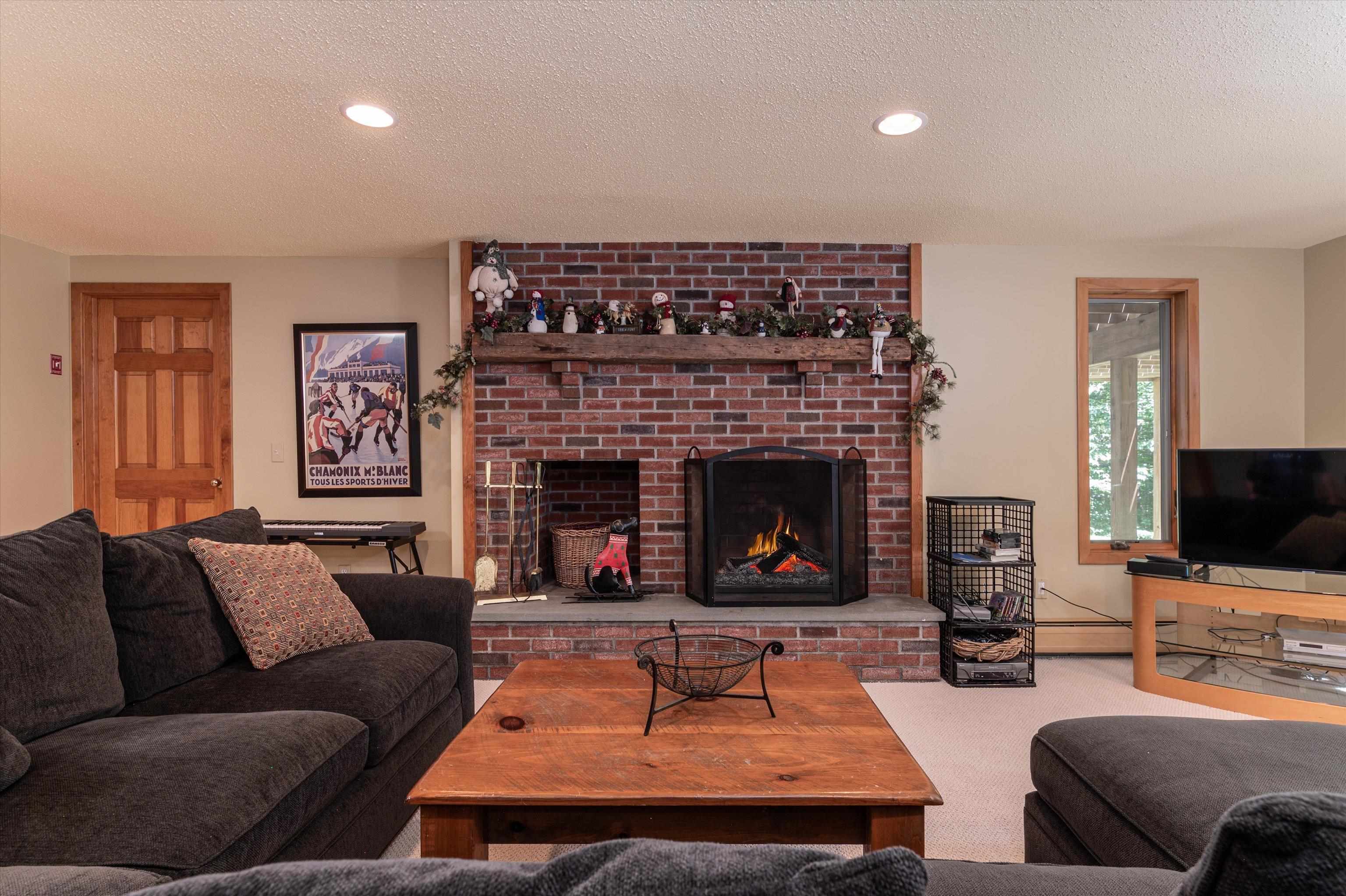 80 Mountain View Drive