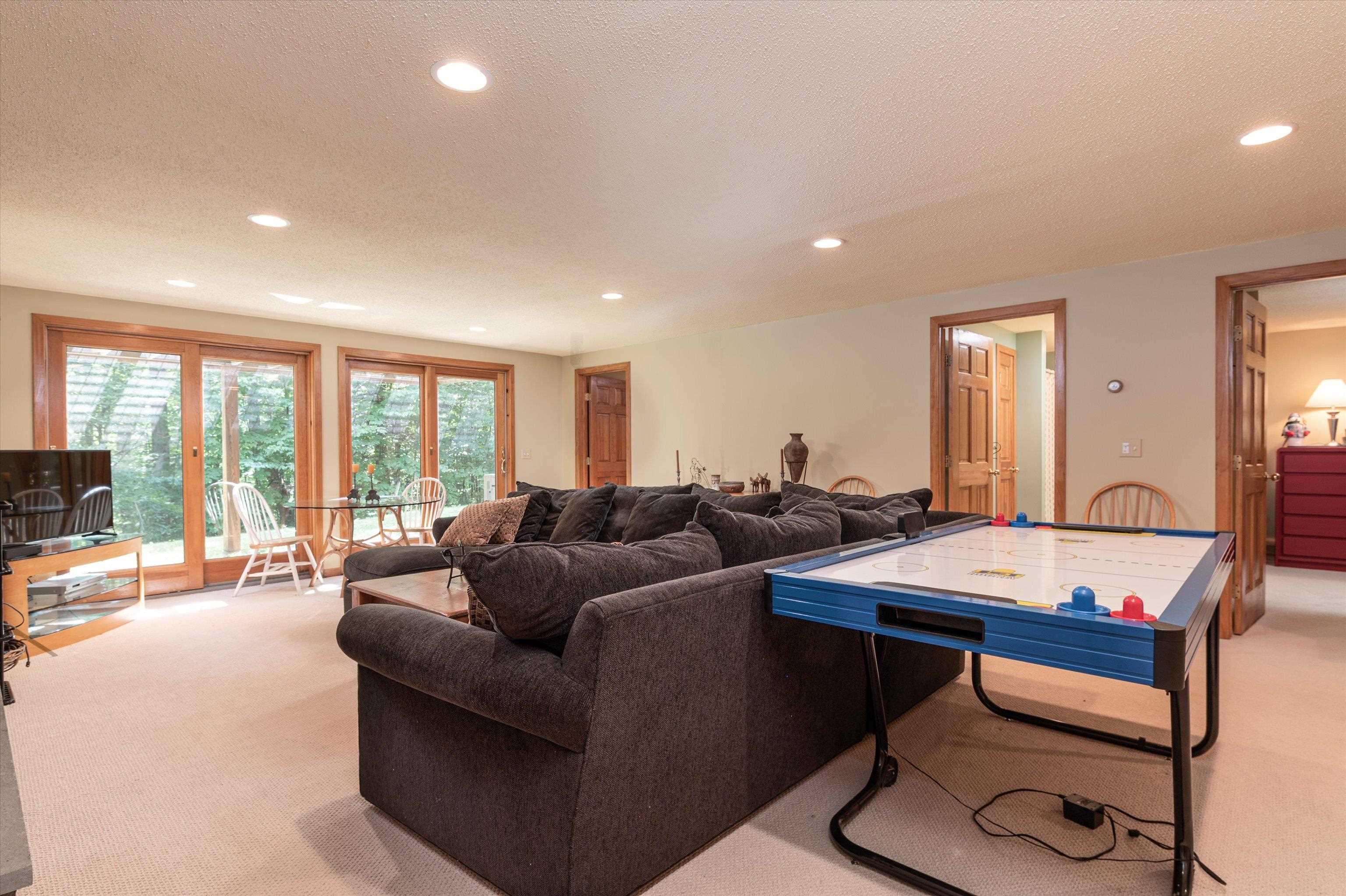 80 Mountain View Drive