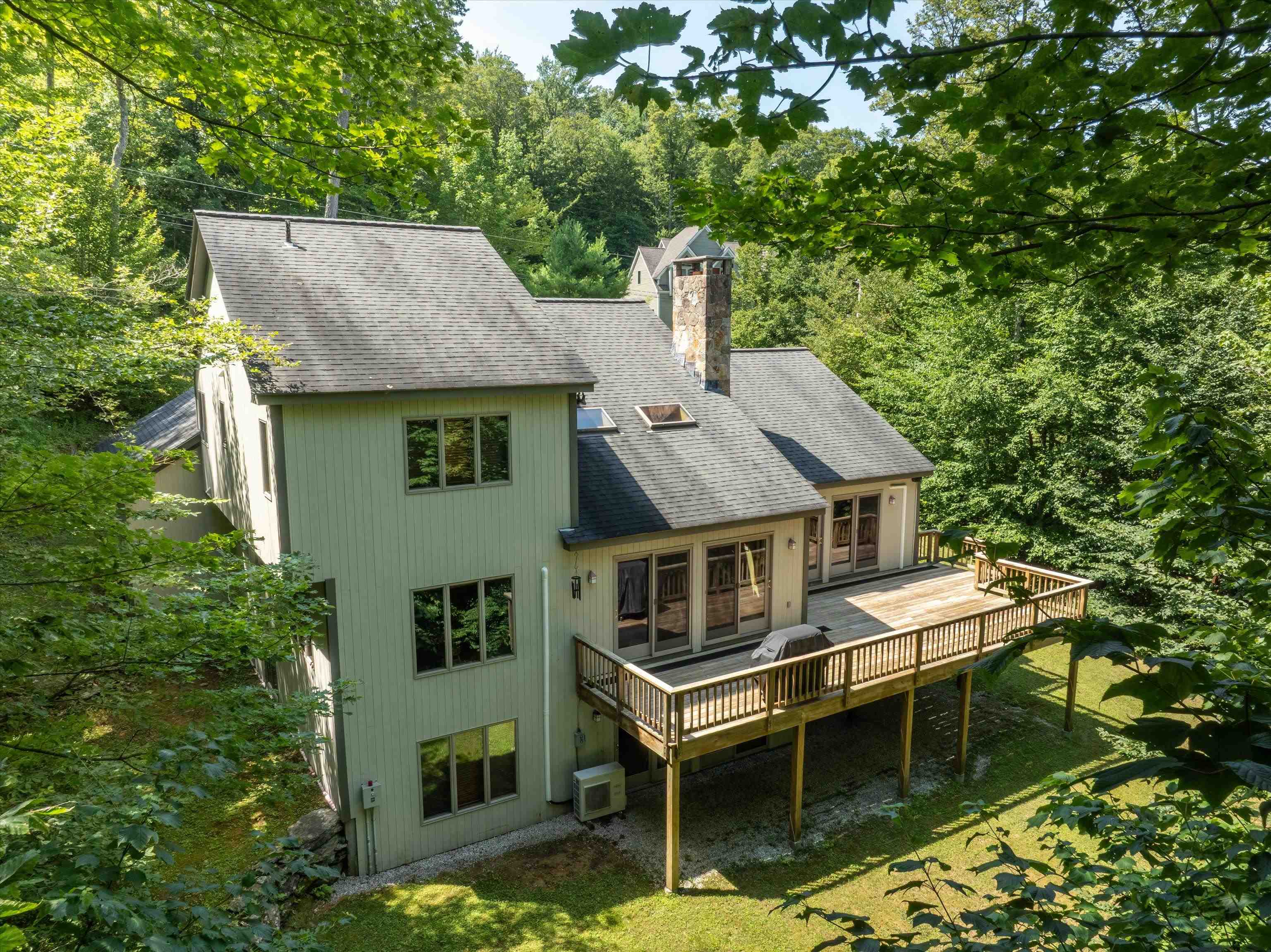 80 Mountain View Drive