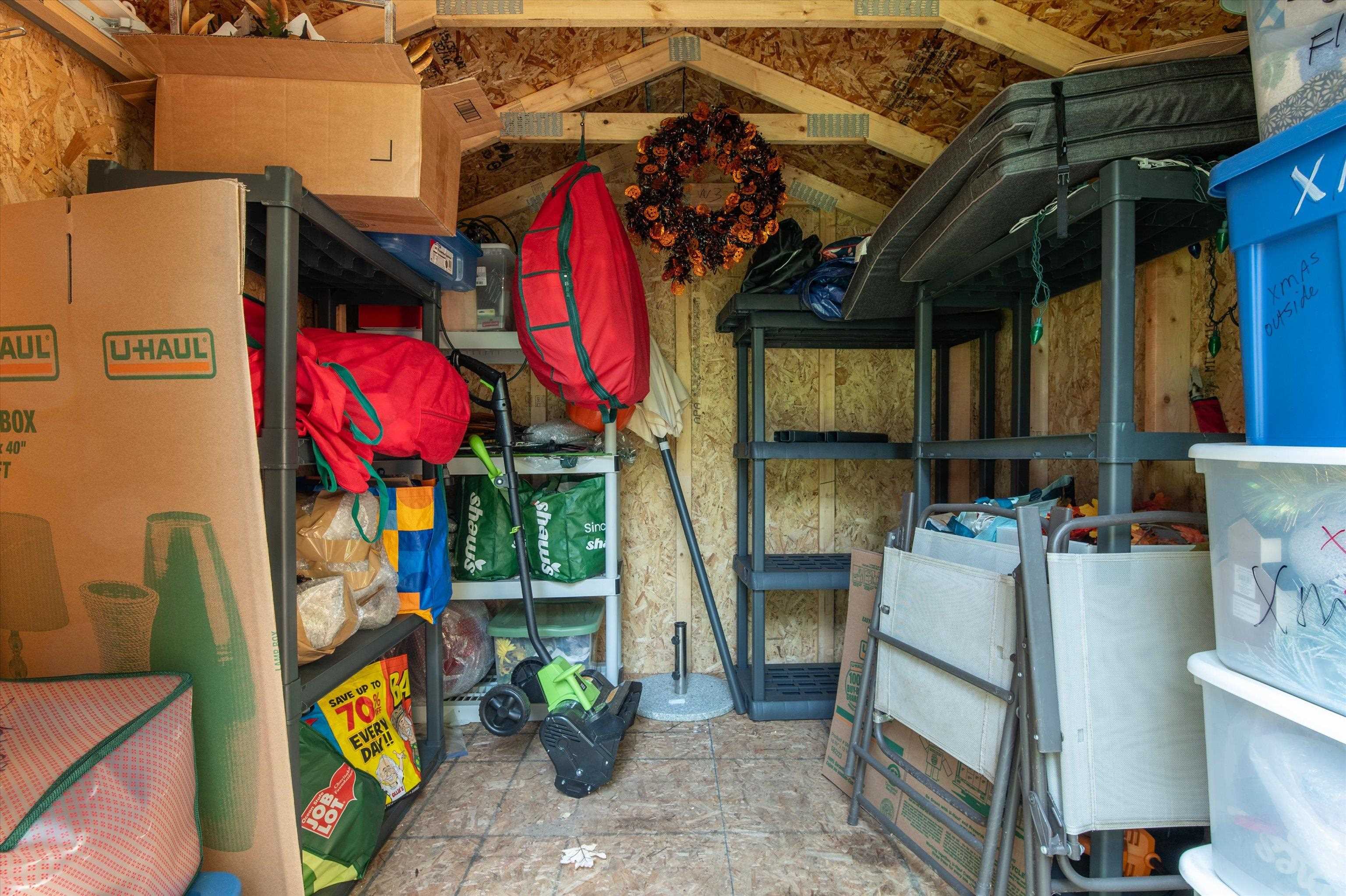 10 Stryhas Trailer Court