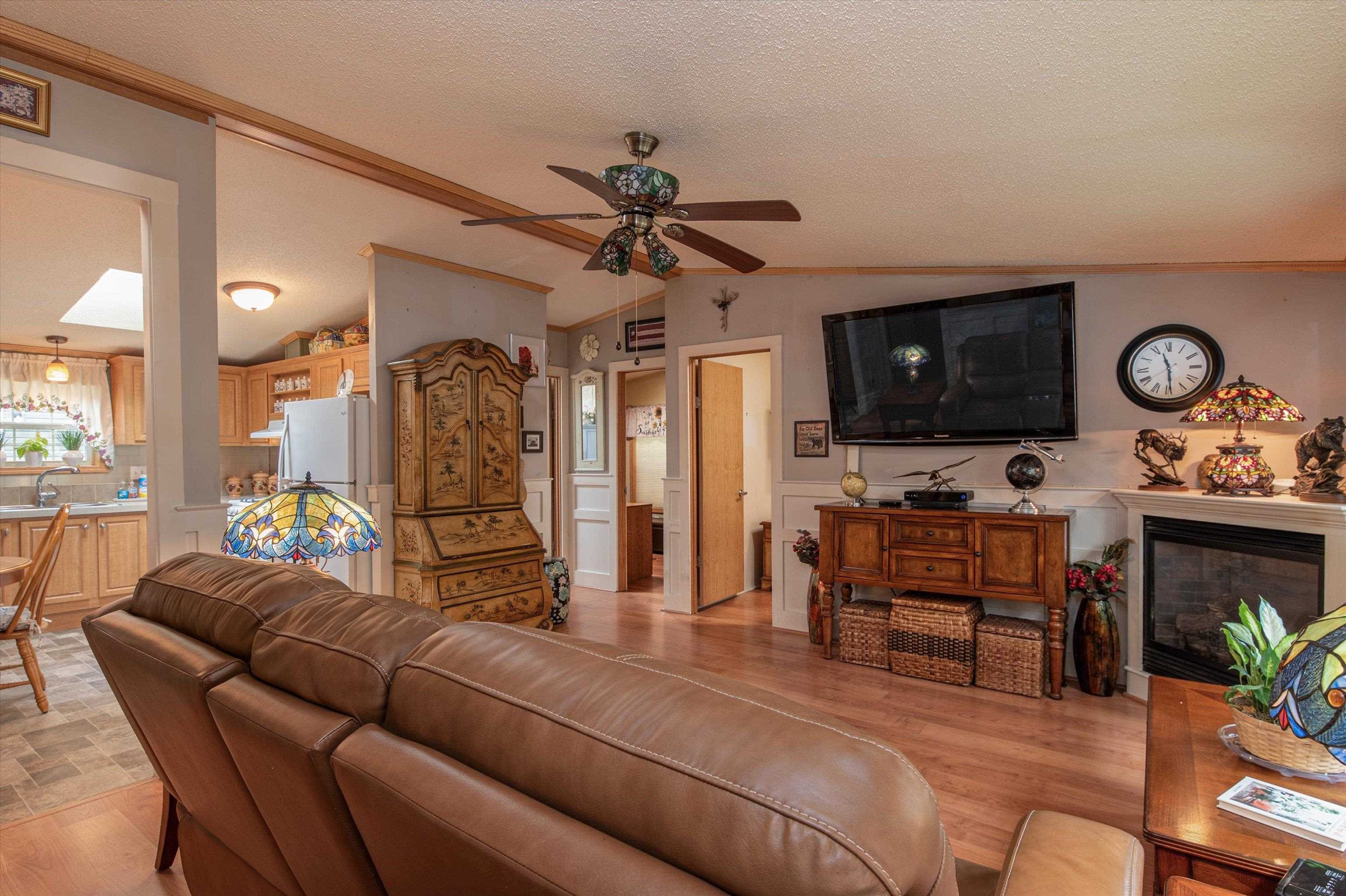 10 Stryhas Trailer Court