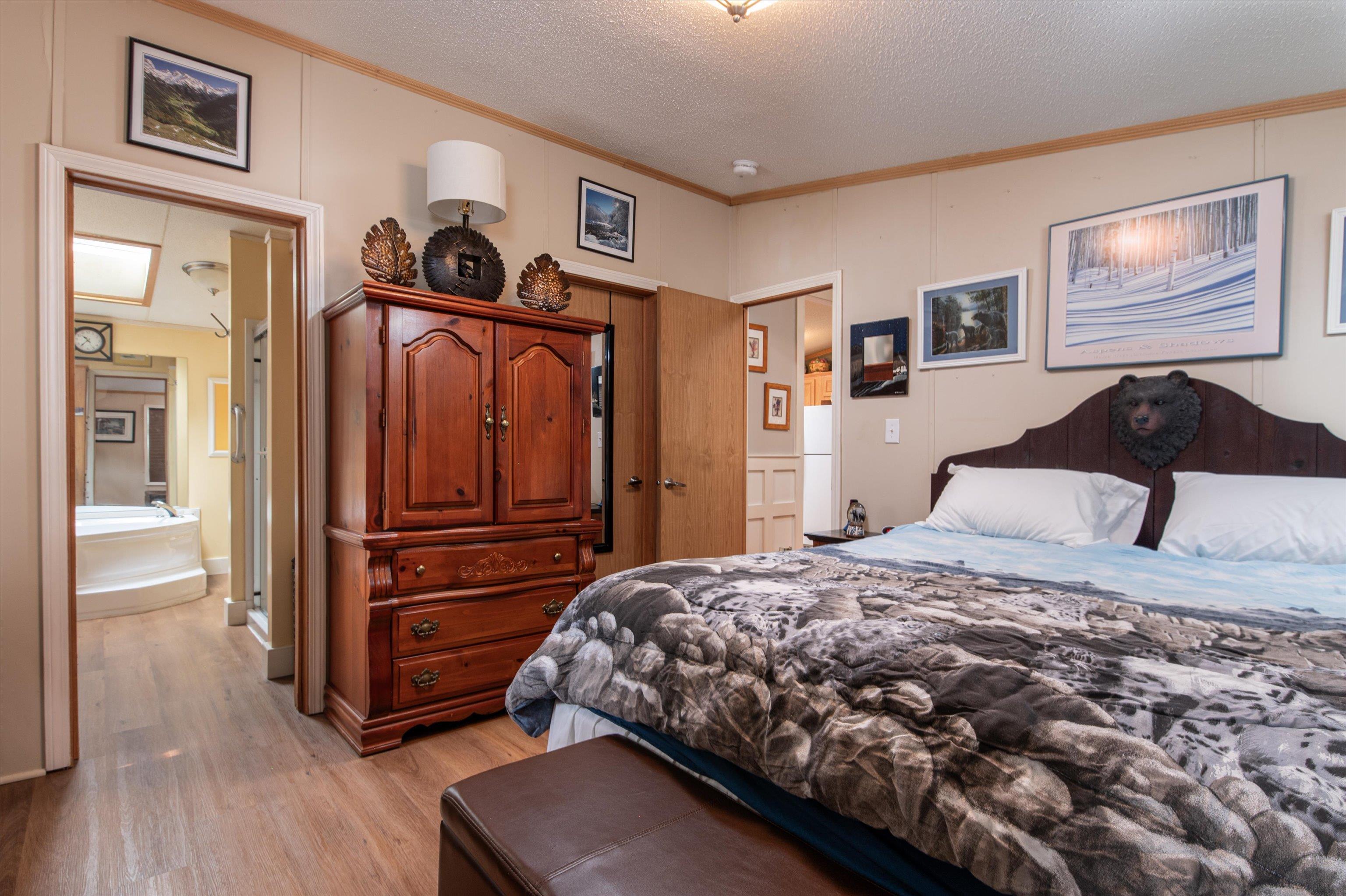 10 Stryhas Trailer Court