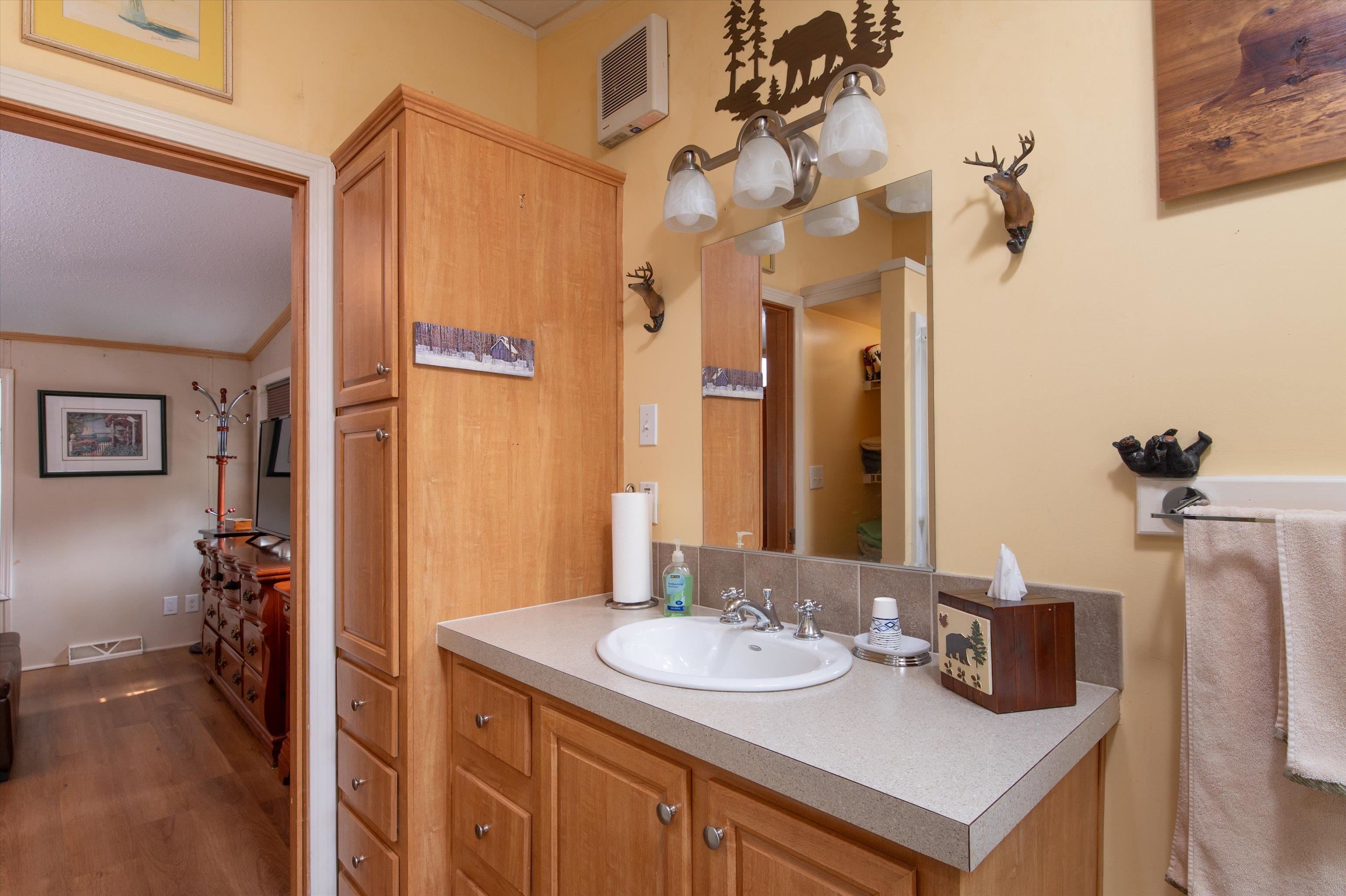 10 Stryhas Trailer Court