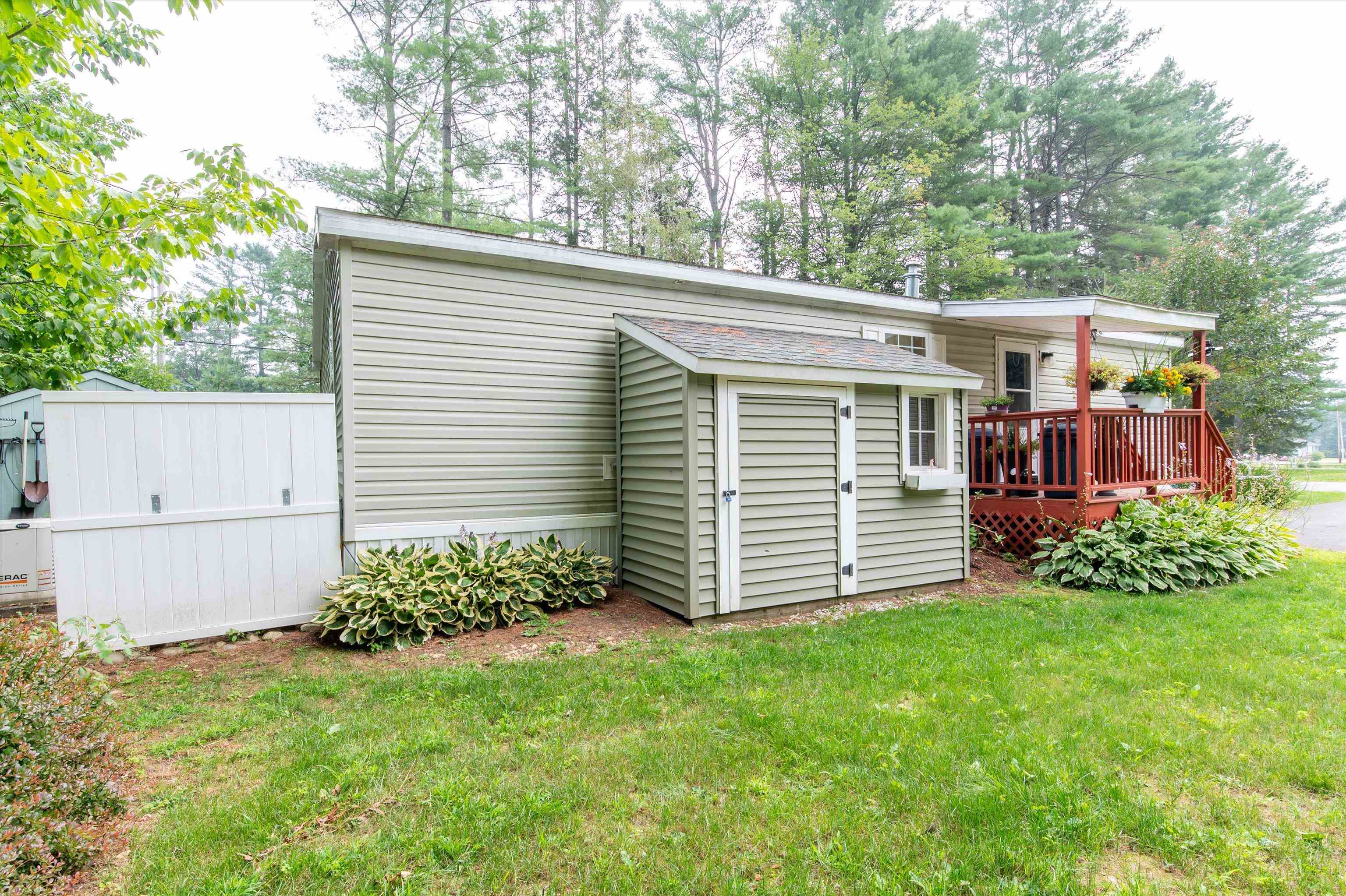 10 Stryhas Trailer Court