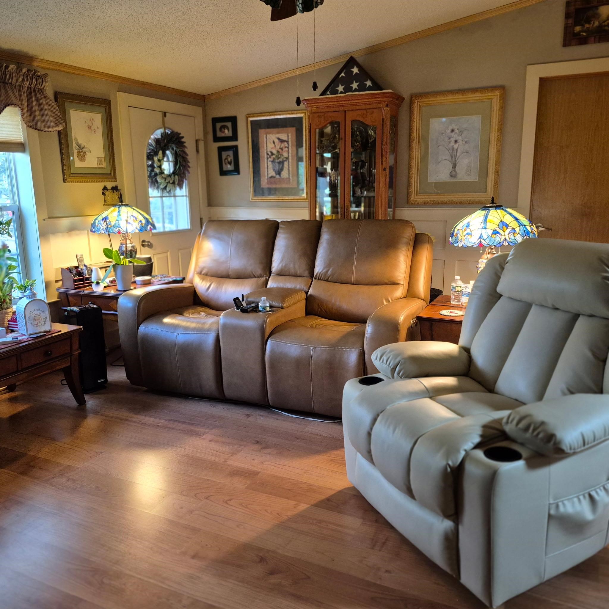 10 Stryhas Trailer Court