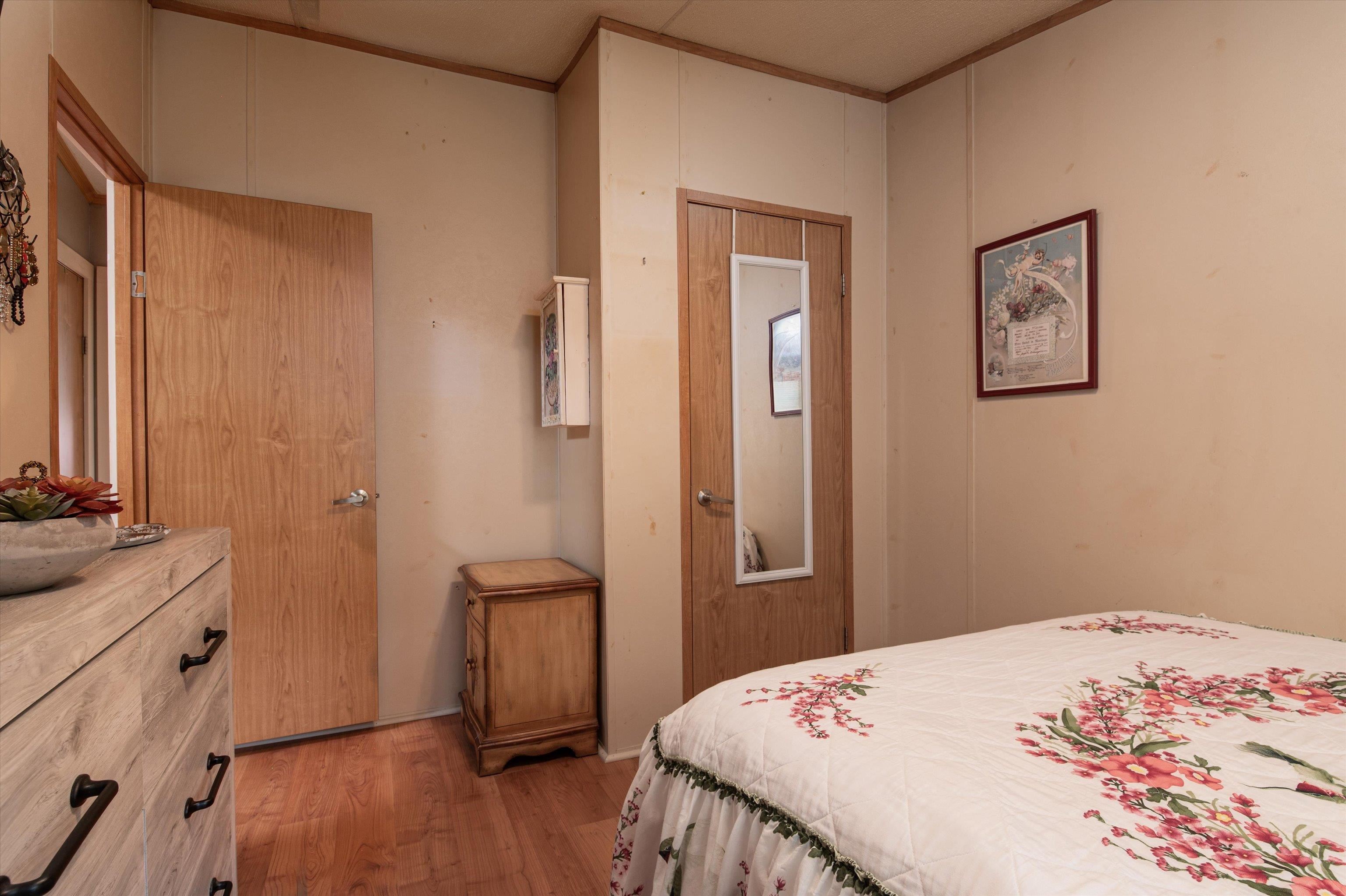 10 Stryhas Trailer Court