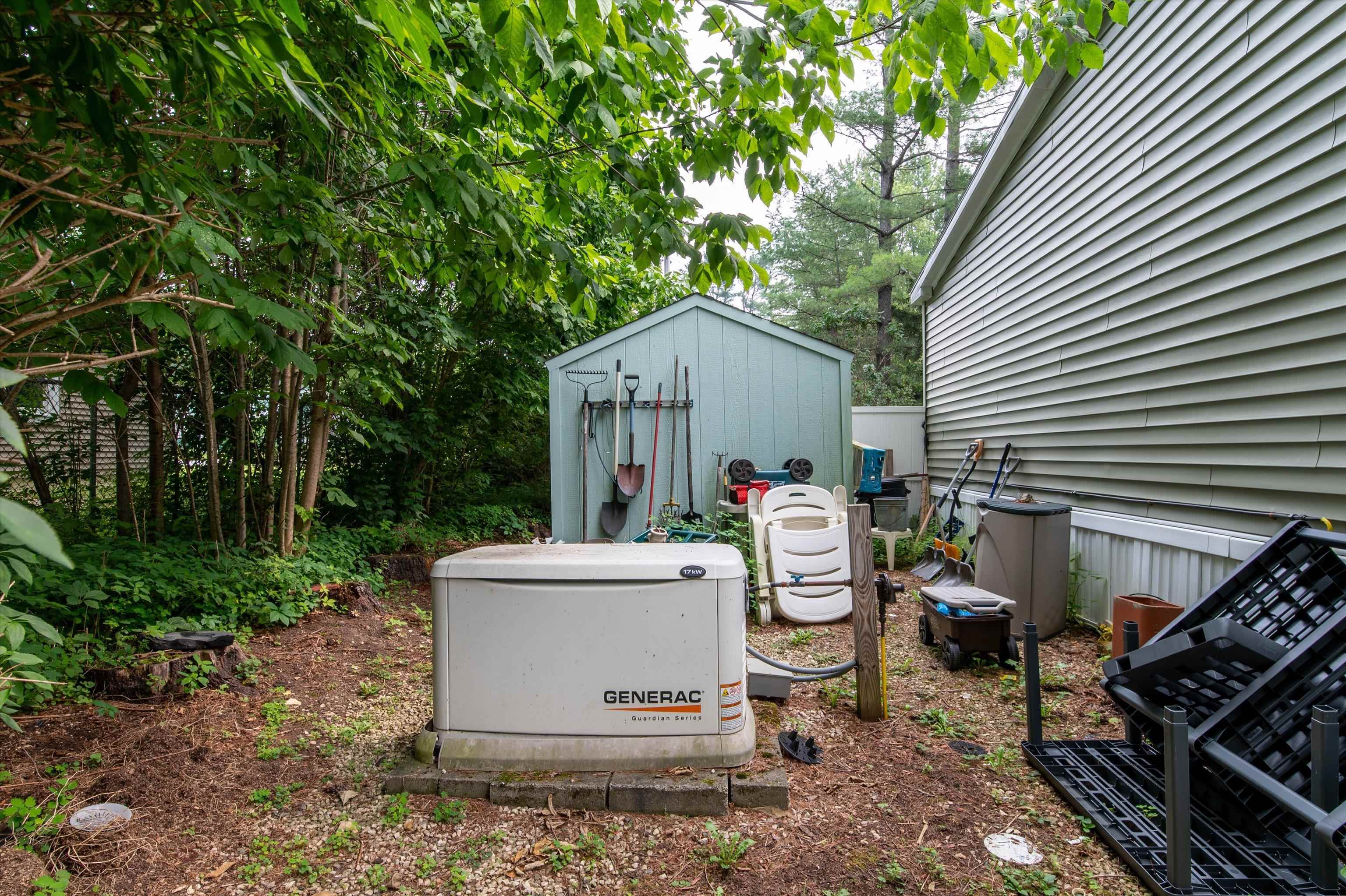 10 Stryhas Trailer Court