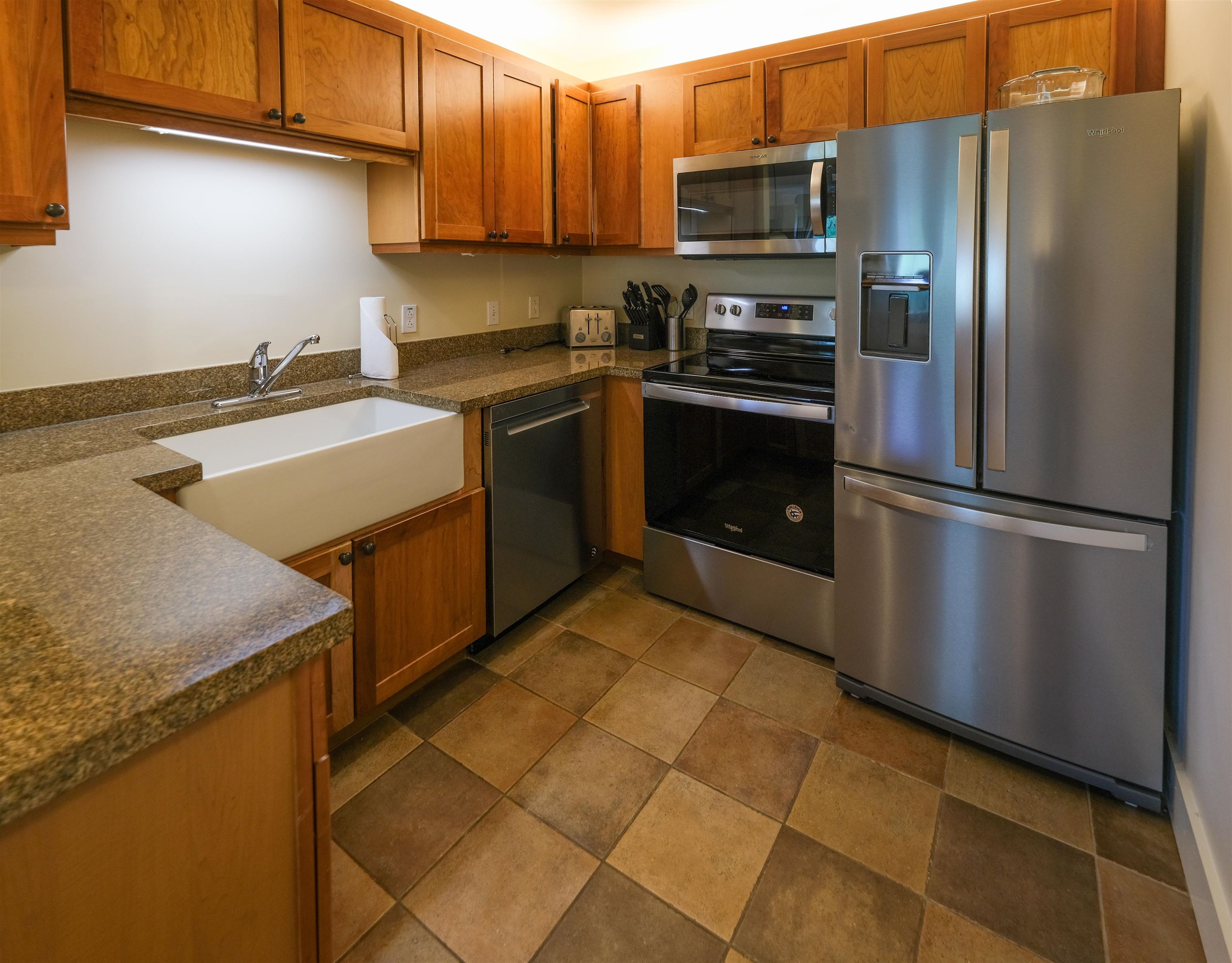 606/608 QII Jackson Gore Adams House Unit: 606/608 QII