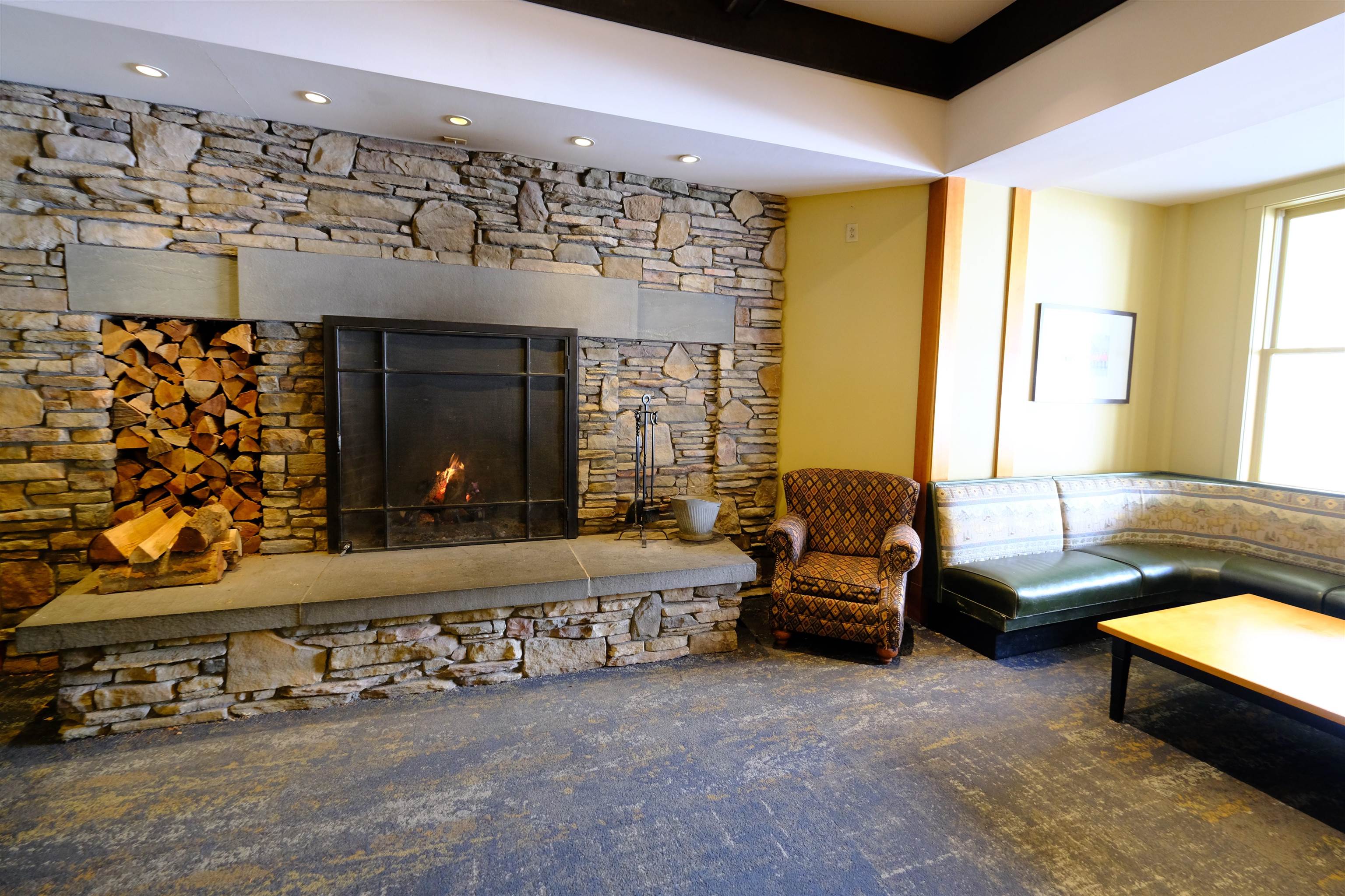 606/608 QII Jackson Gore Adams House Unit: 606/608 QII