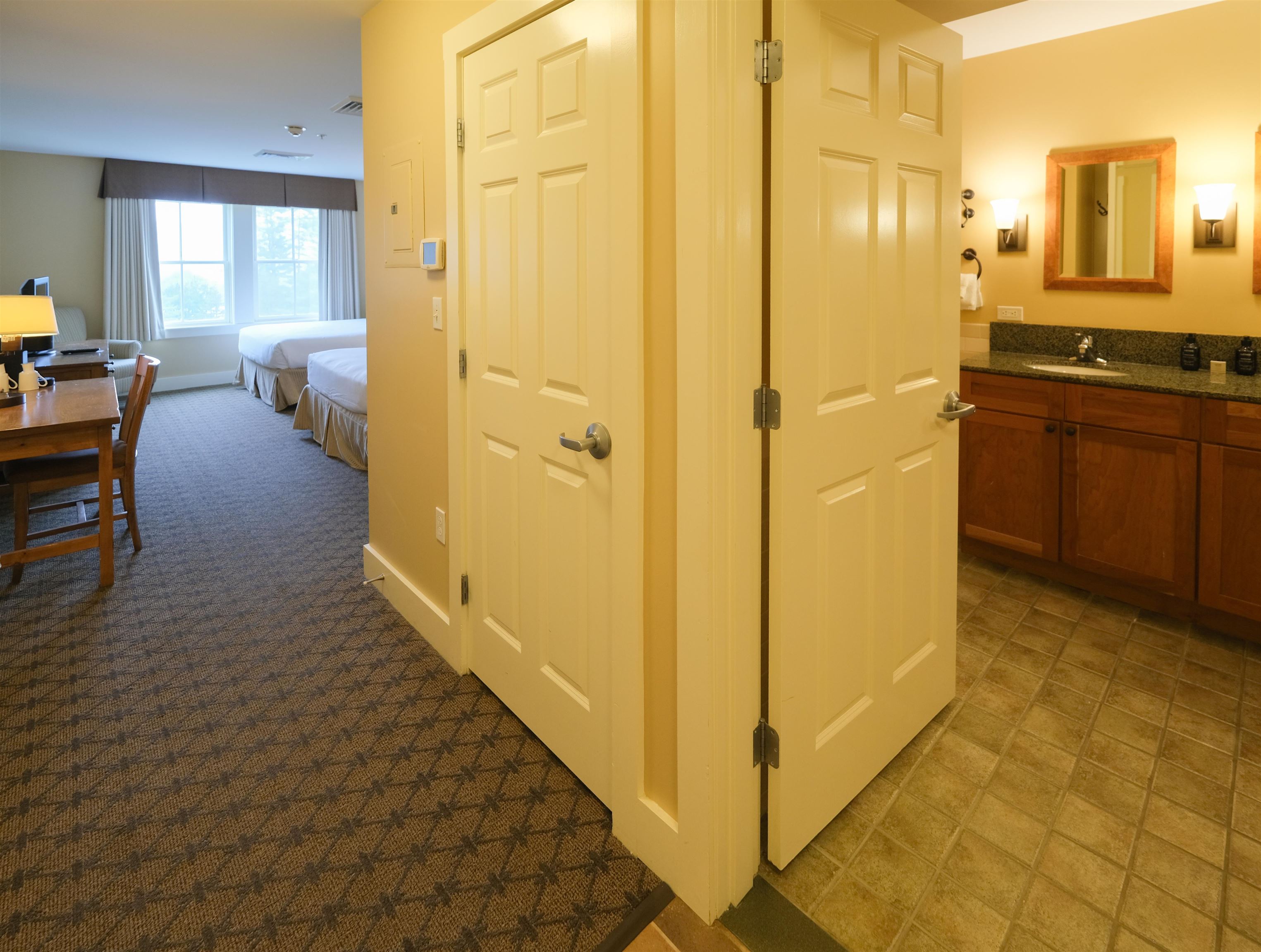 606/608 QII Jackson Gore Adams House Unit: 606/608 QII