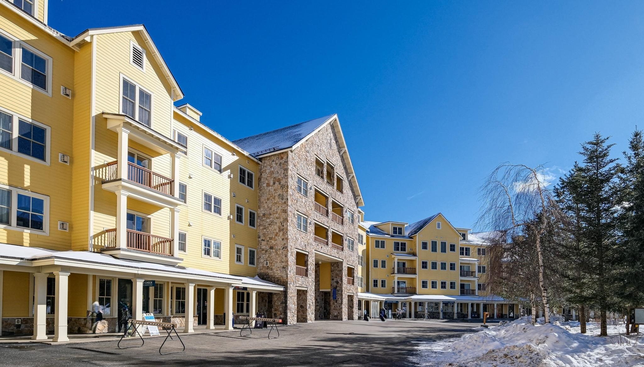 606/608 QII Jackson Gore Adams House Unit: 606/608 QII
