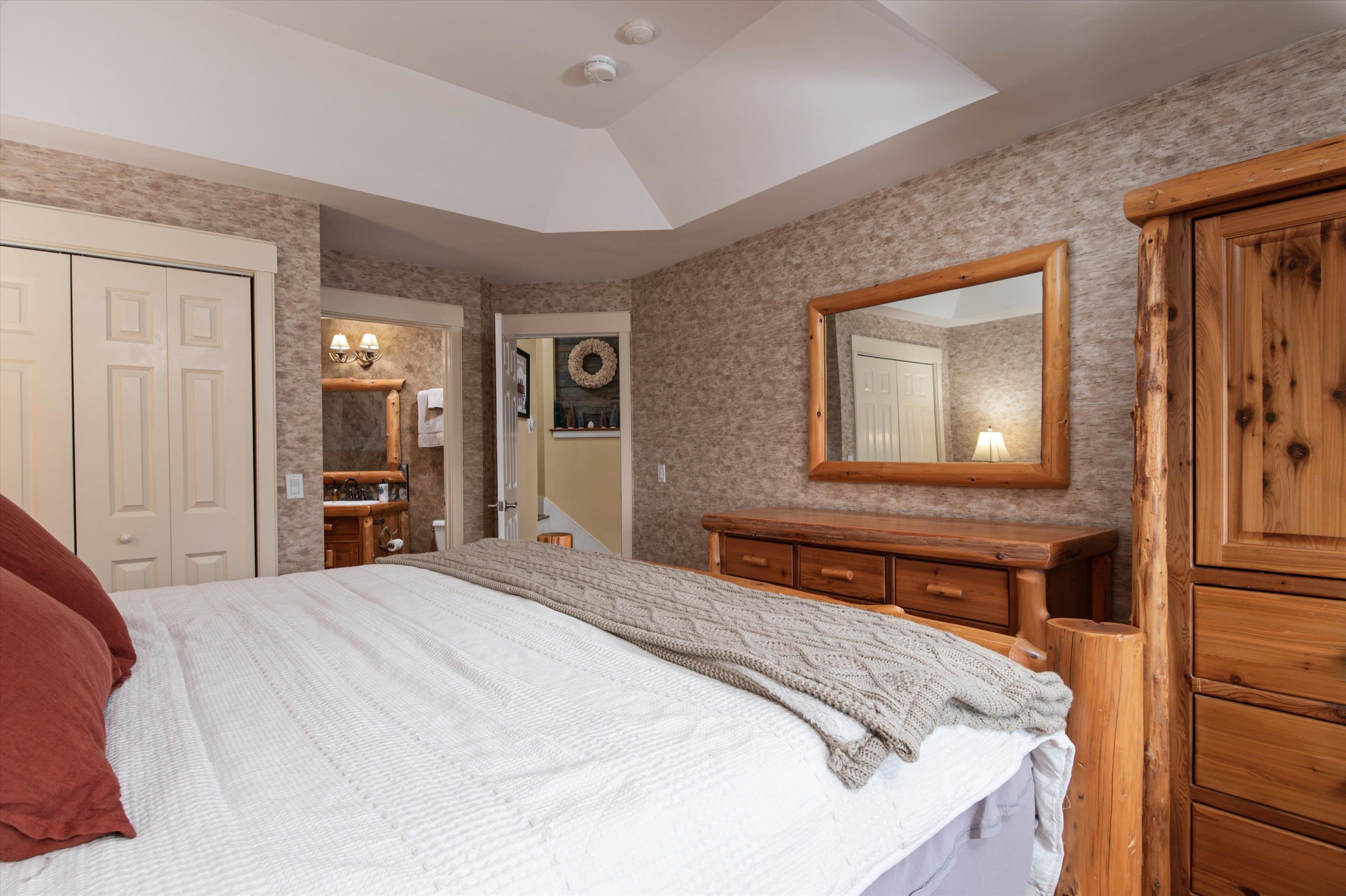 160 Solitude Road Unit: L-202