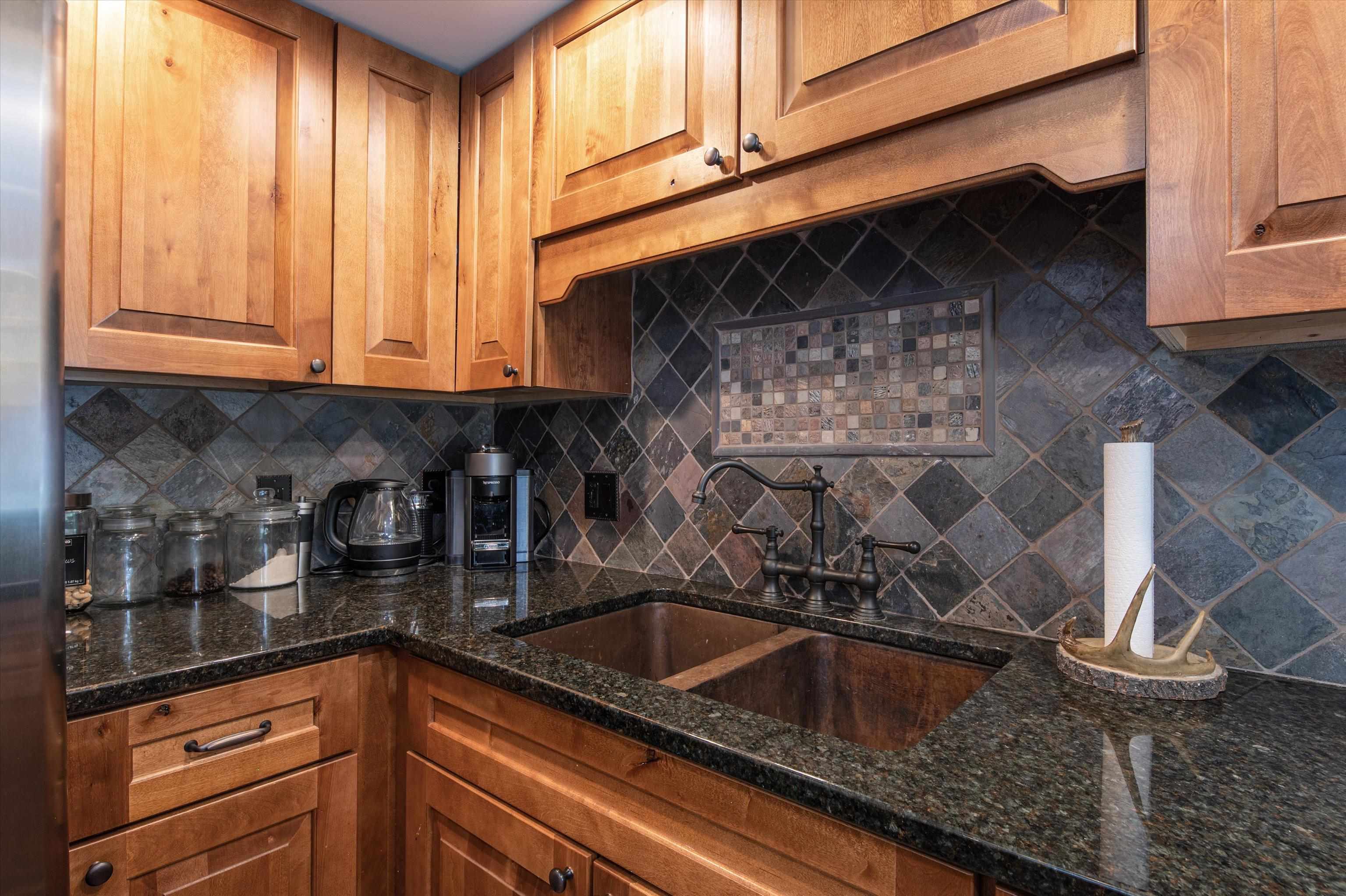 160 Solitude Road Unit: L-202