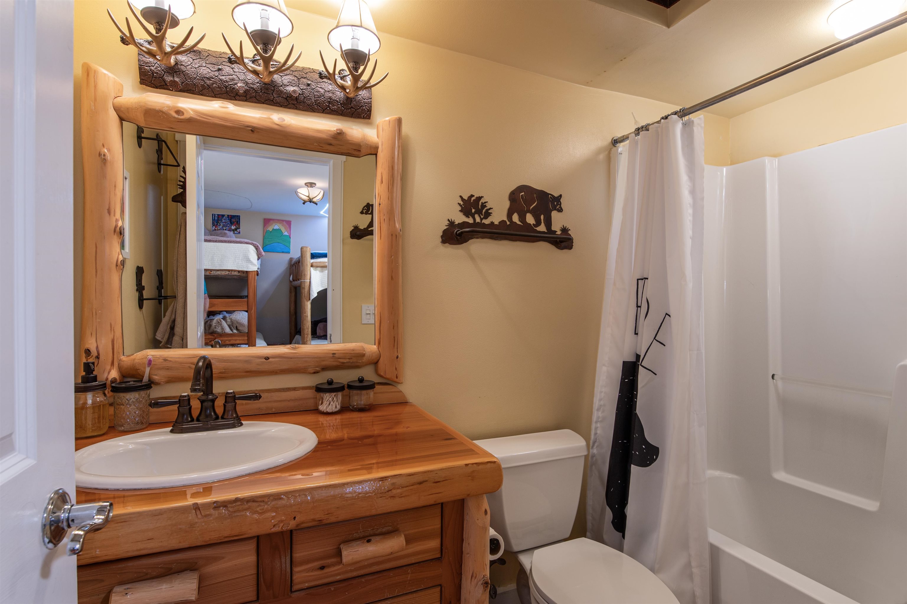 160 Solitude Road Unit: L-202