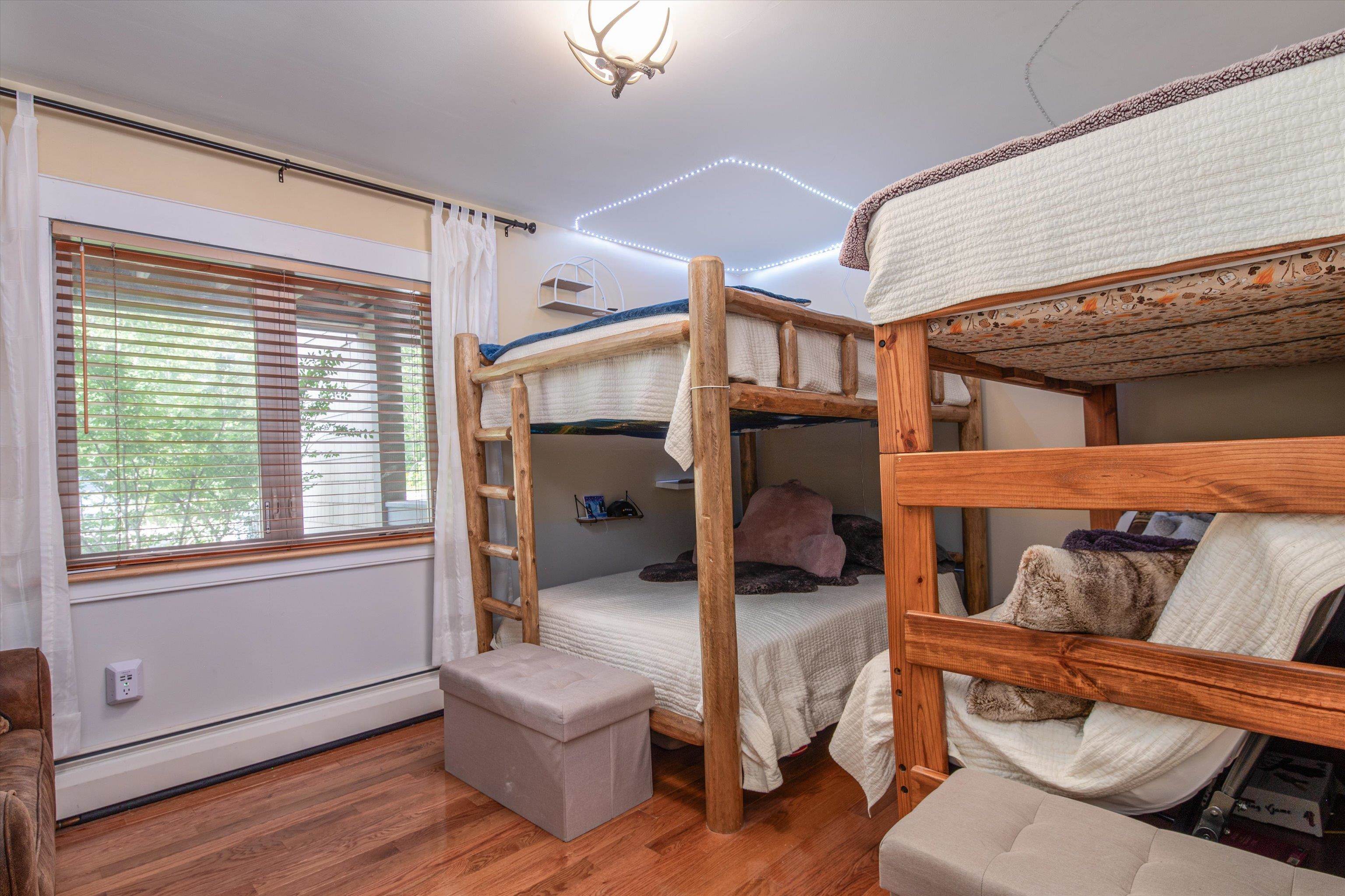 160 Solitude Road Unit: L-202