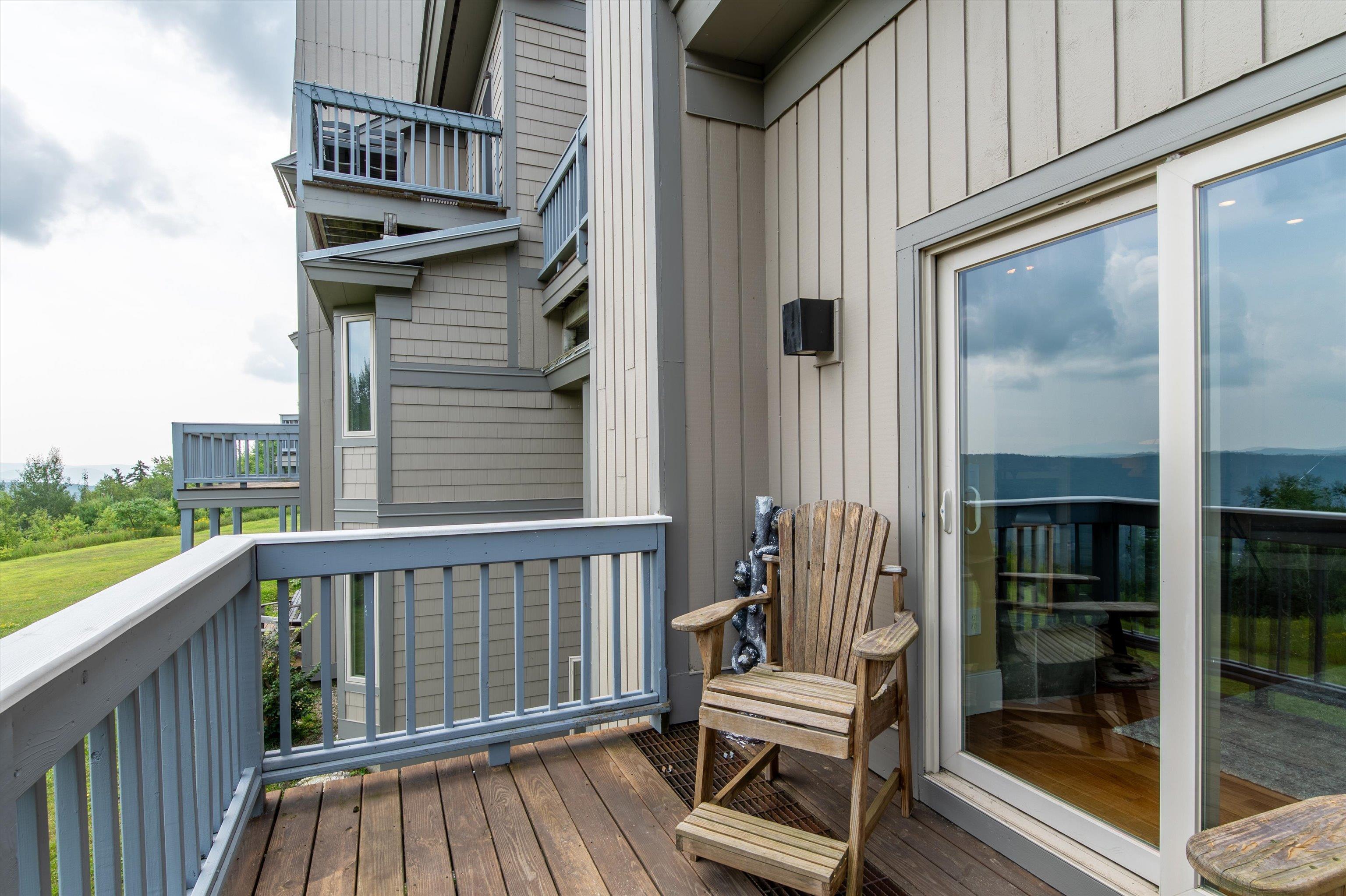 160 Solitude Road Unit: L-202