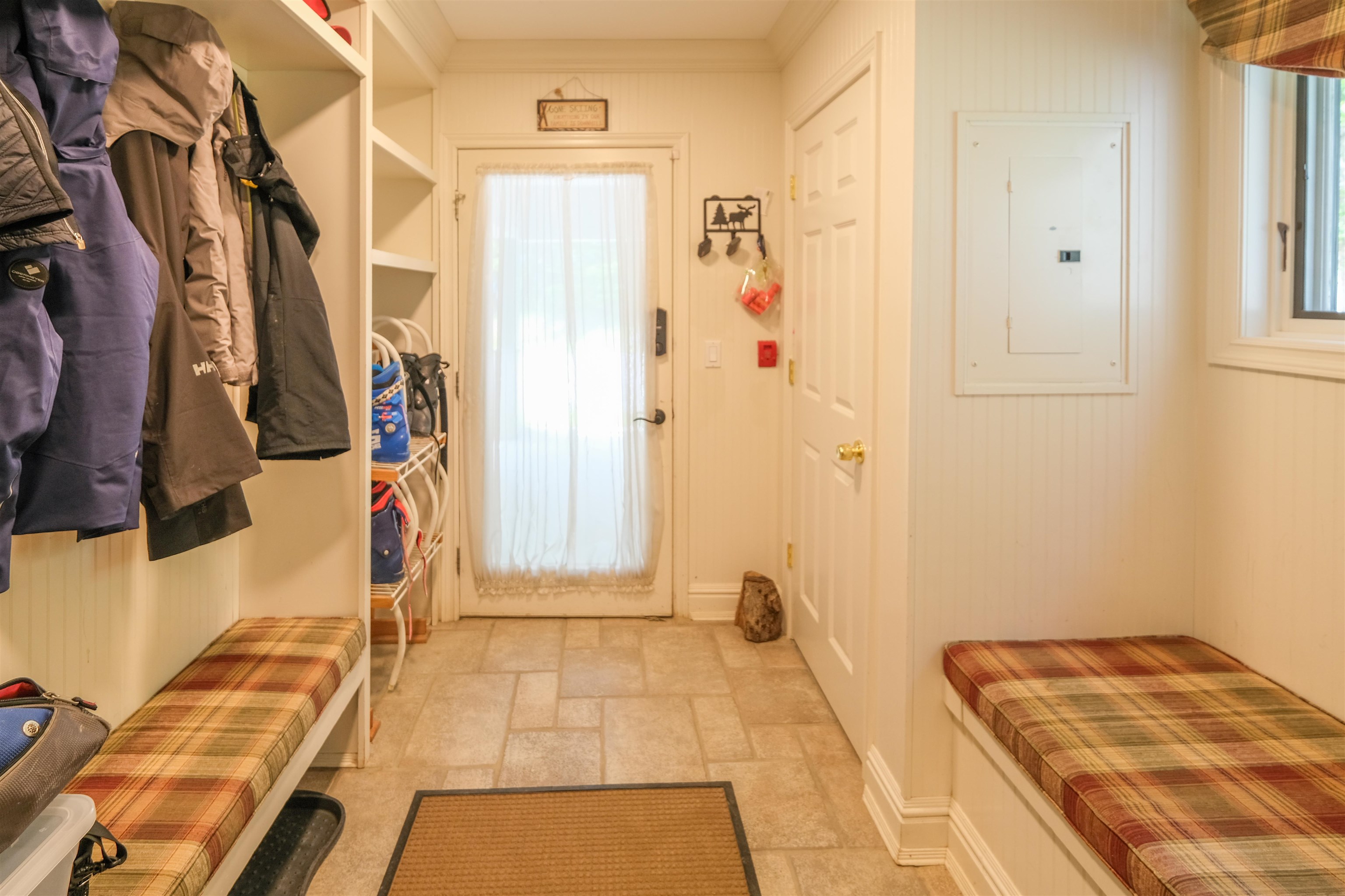 101 Ledgewood Road Unit: G-1 with G-1 Garage