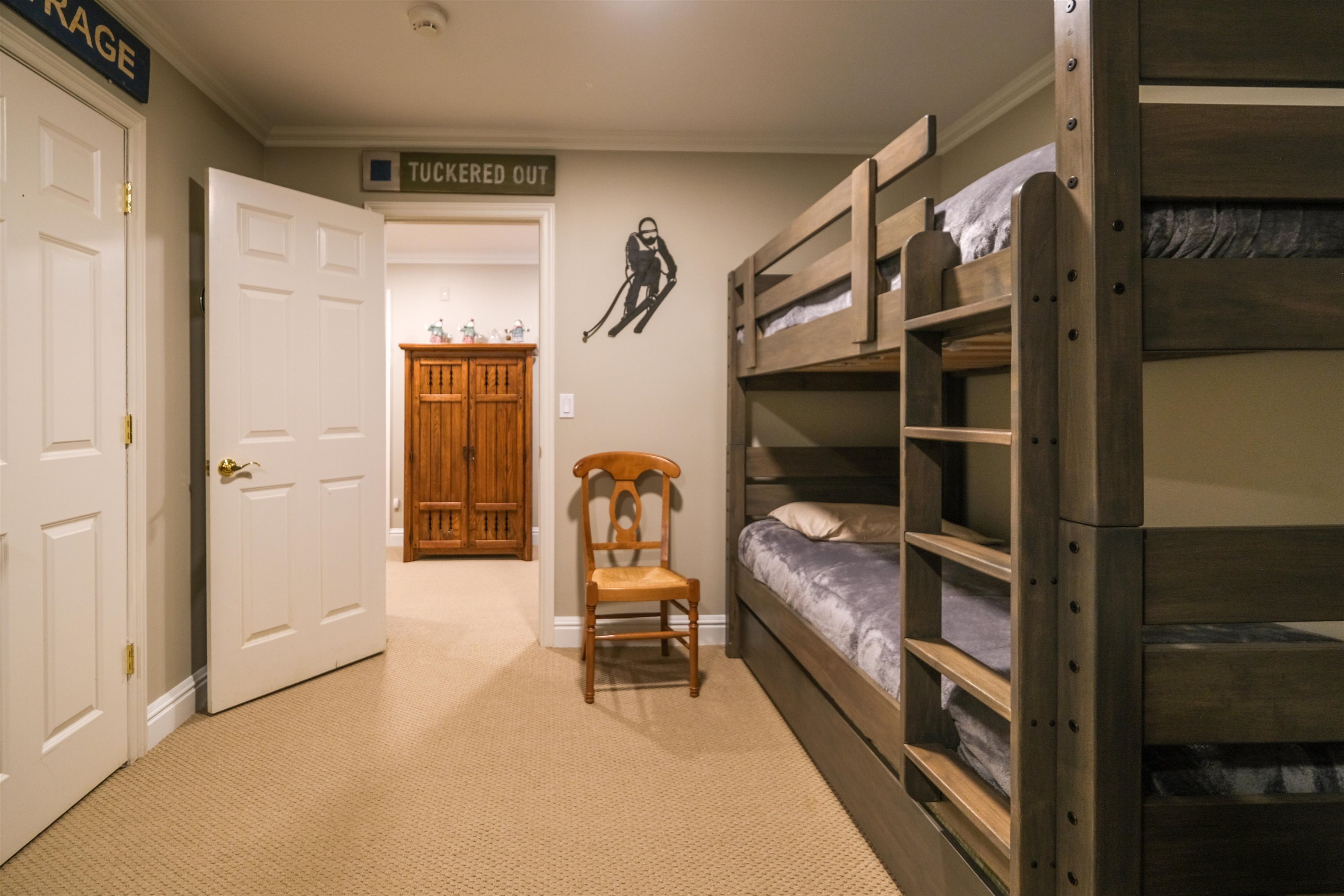 101 Ledgewood Road Unit: G-1 with G-1 Garage