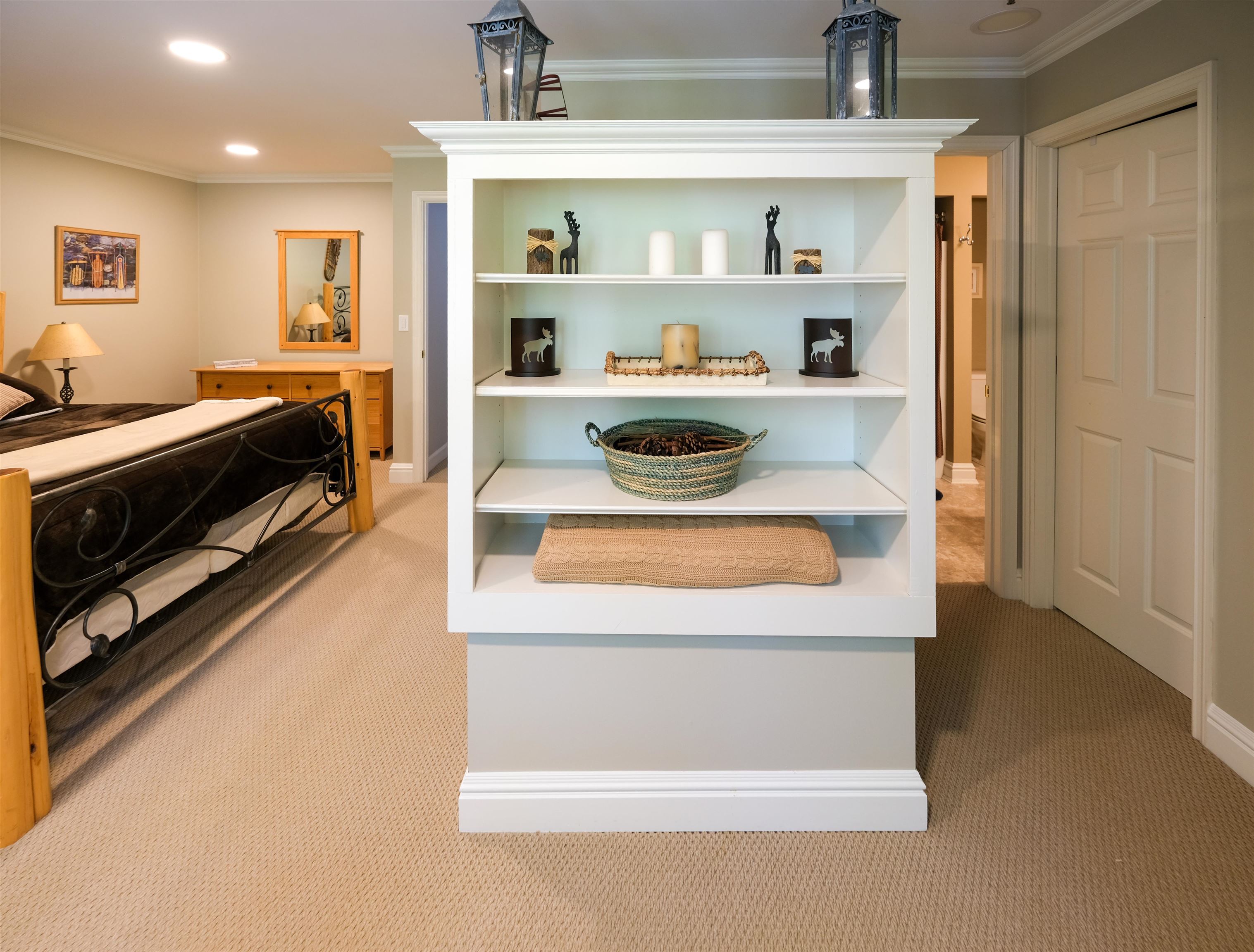 101 Ledgewood Road Unit: G-1 with G-1 Garage