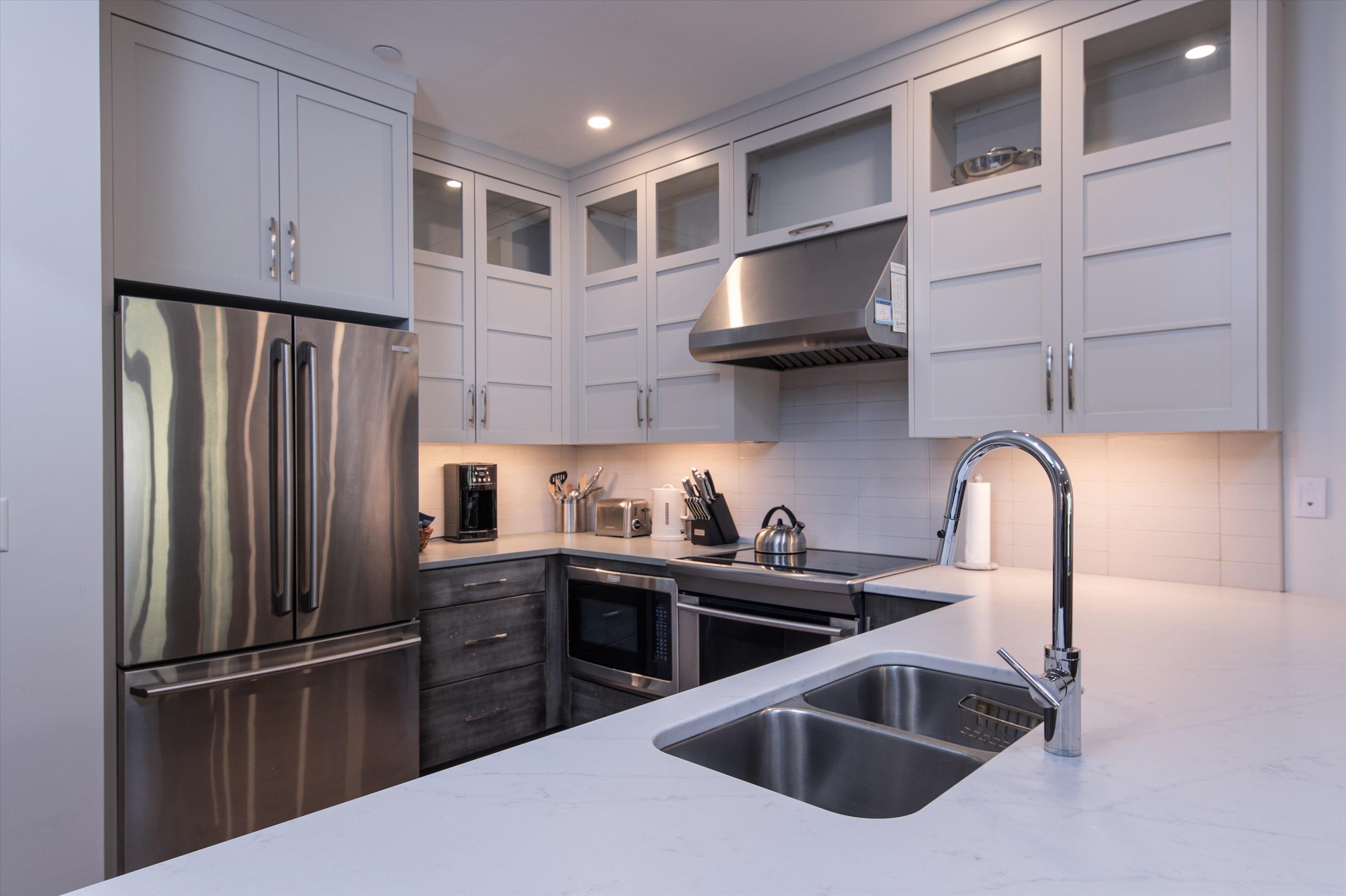 144 Lodge Road Unit: 6