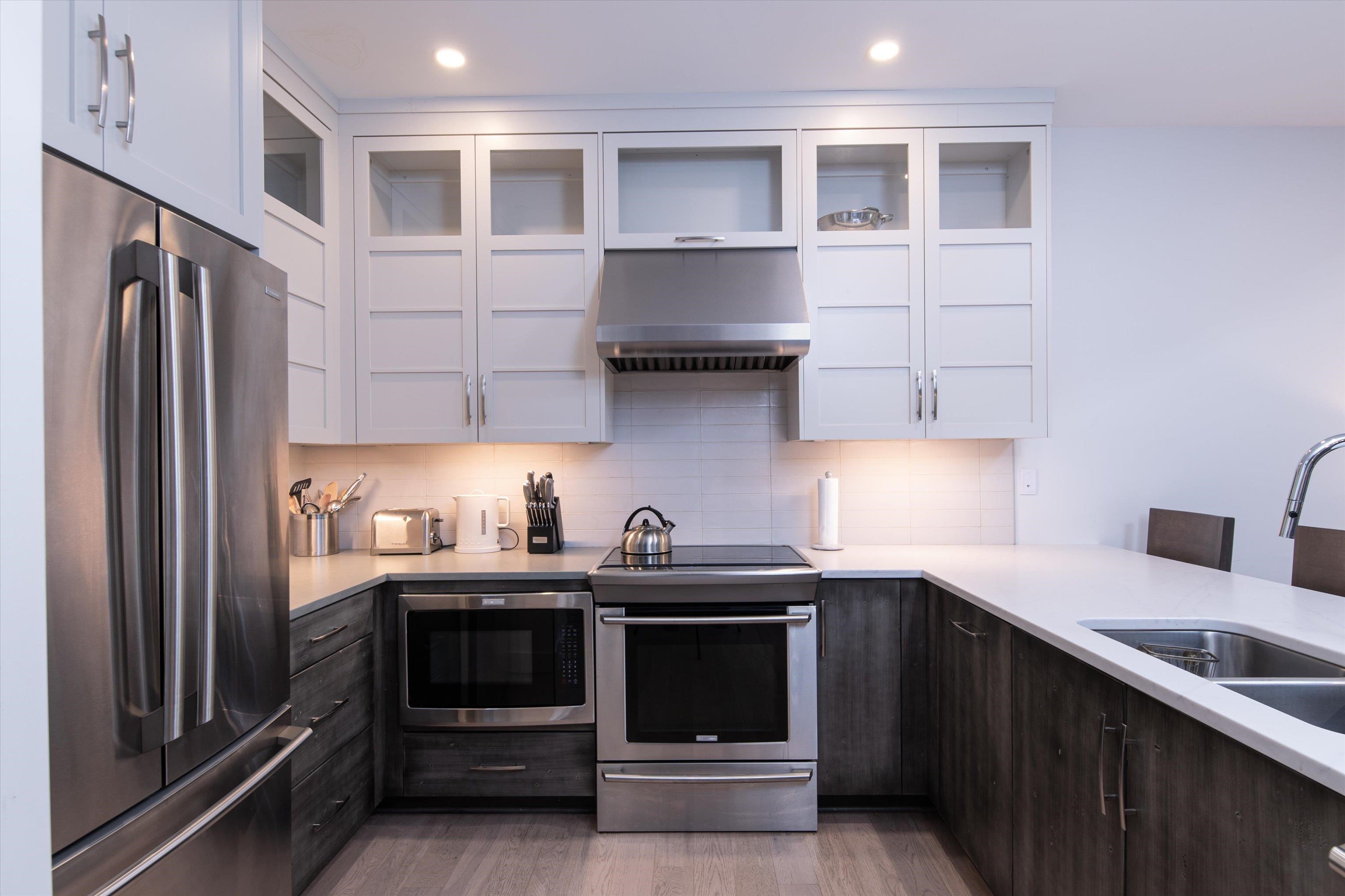 144 Lodge Road Unit: 6