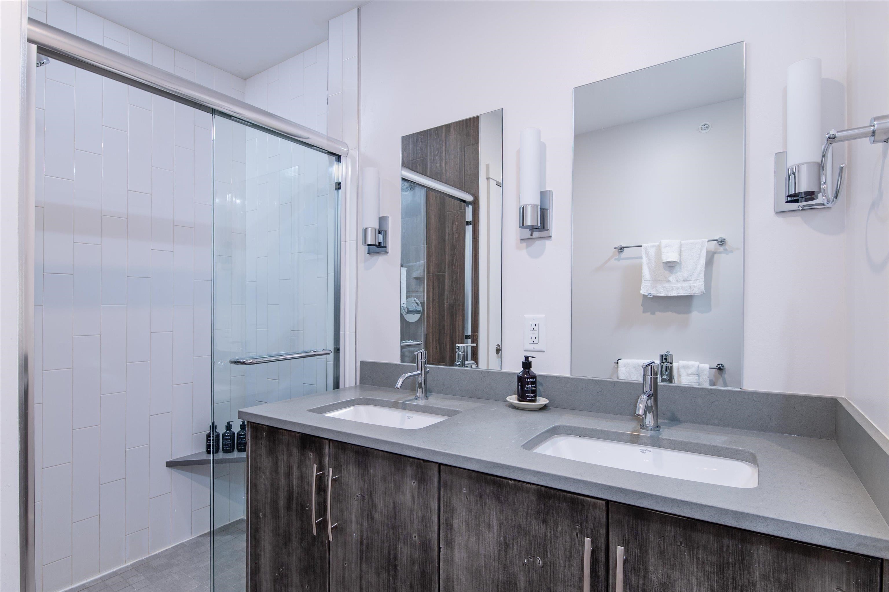 144 Lodge Road Unit: 6