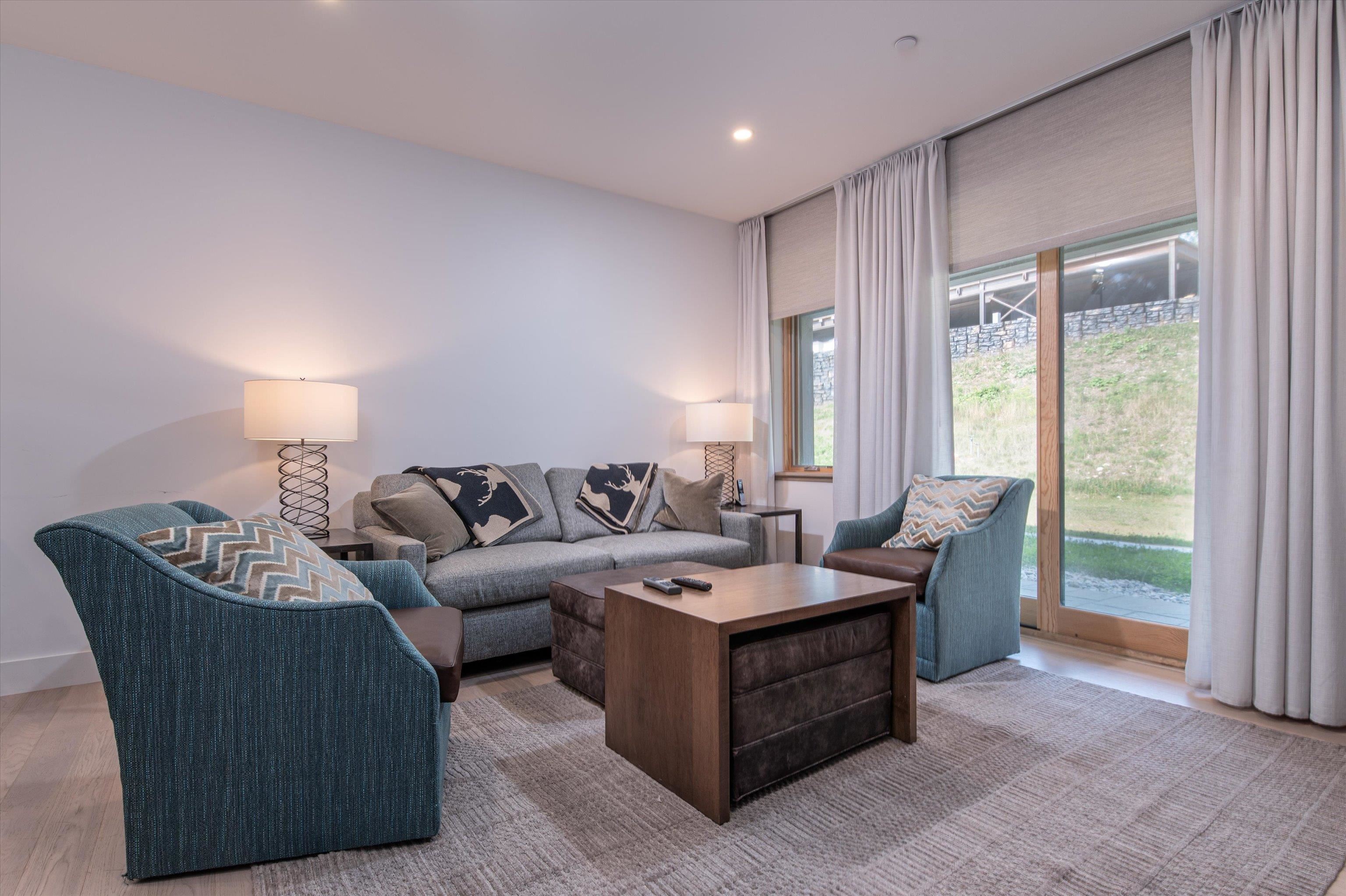 144 Lodge Road Unit: 6