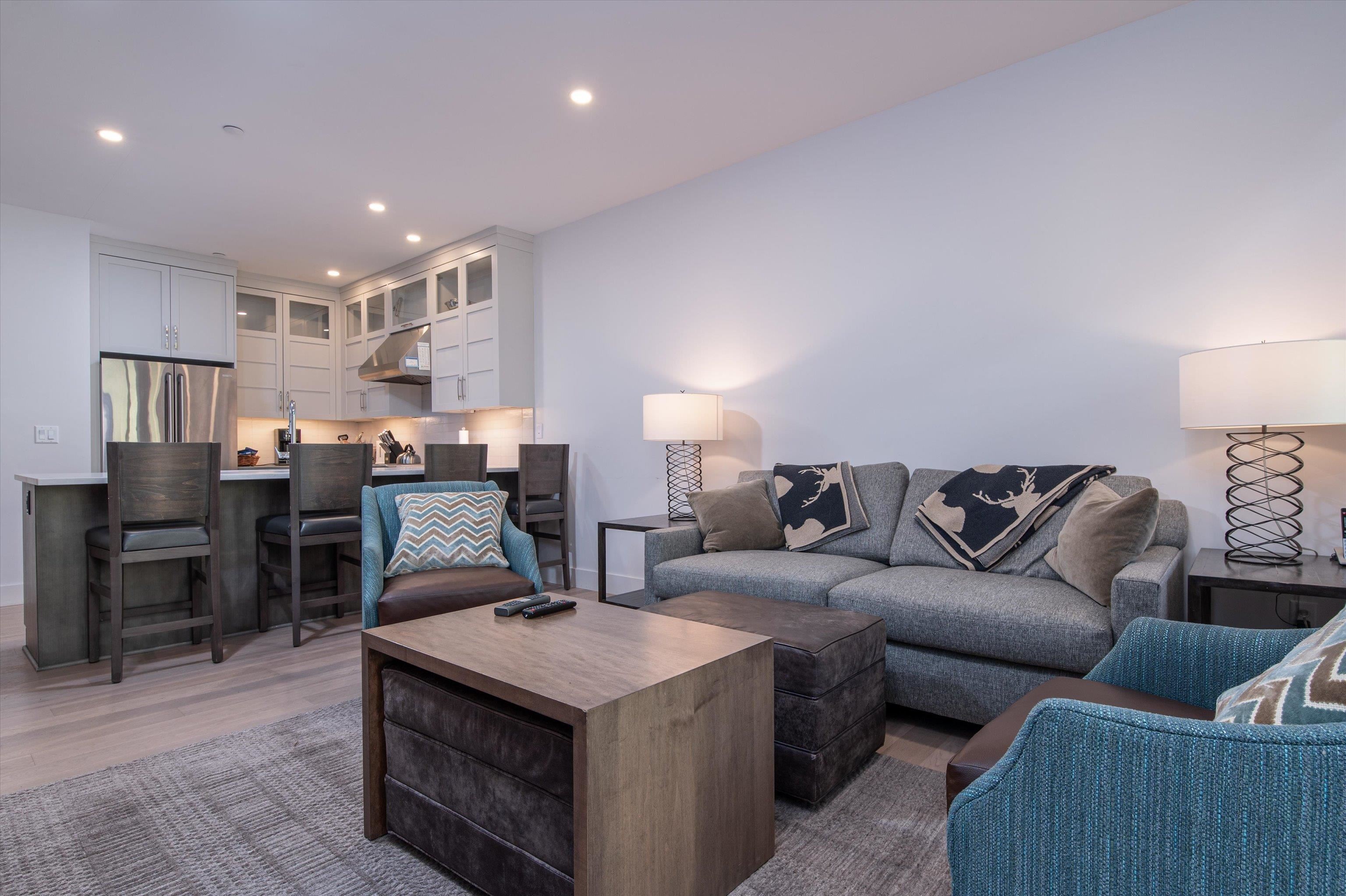 144 Lodge Road Unit: 6