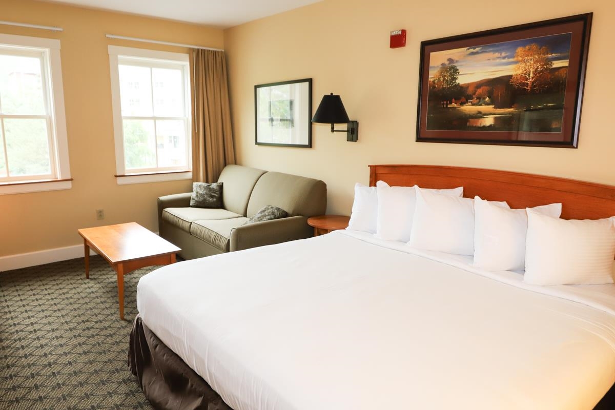 225/227 Qtr. I I Jackson Gore Inn