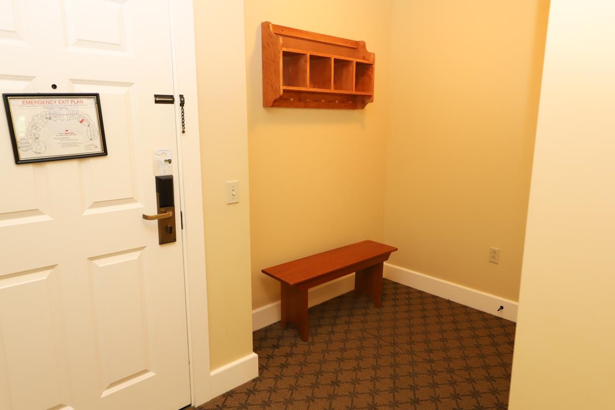 225/227 Qtr. I I Jackson Gore Inn