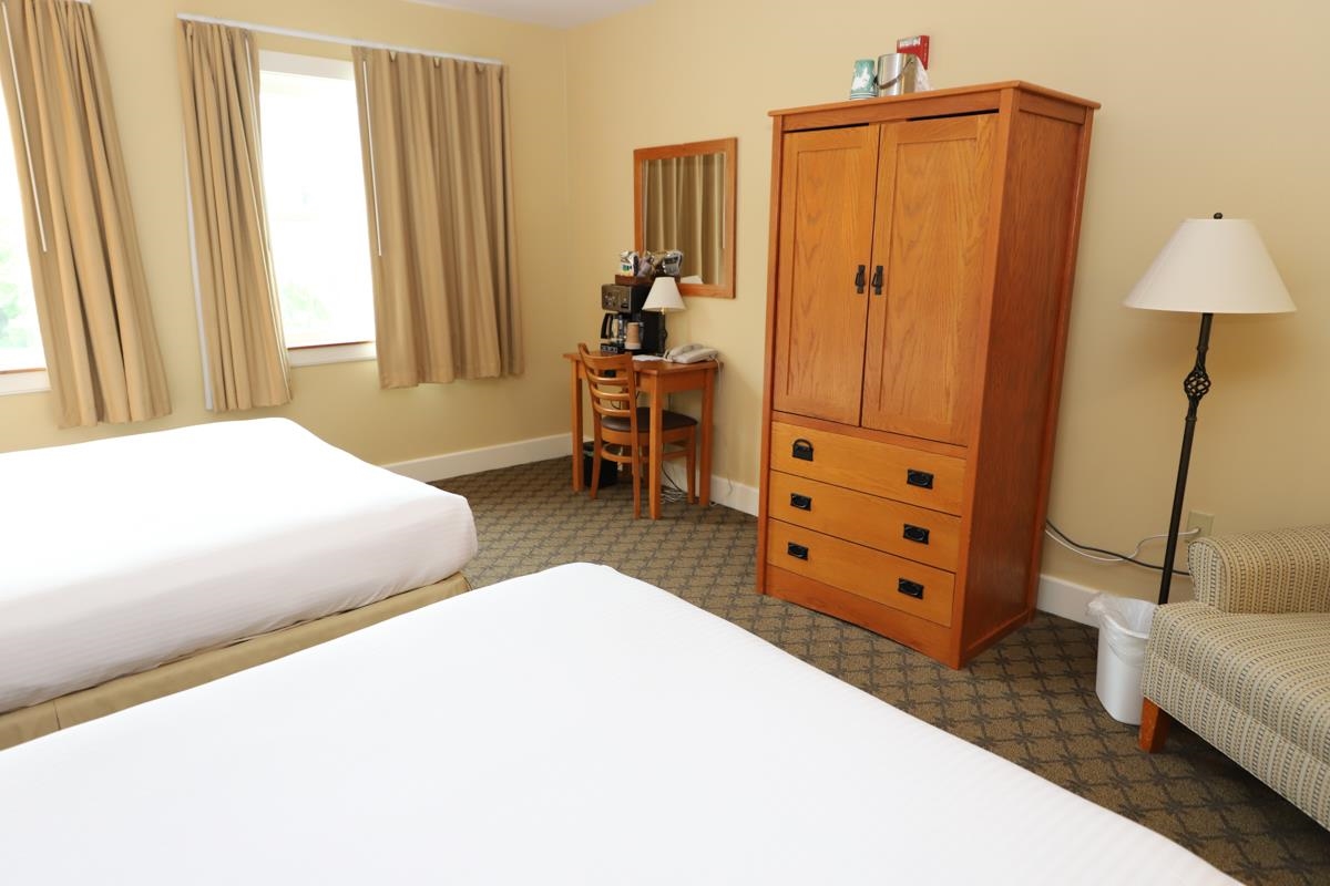 225/227 Qtr. I I Jackson Gore Inn