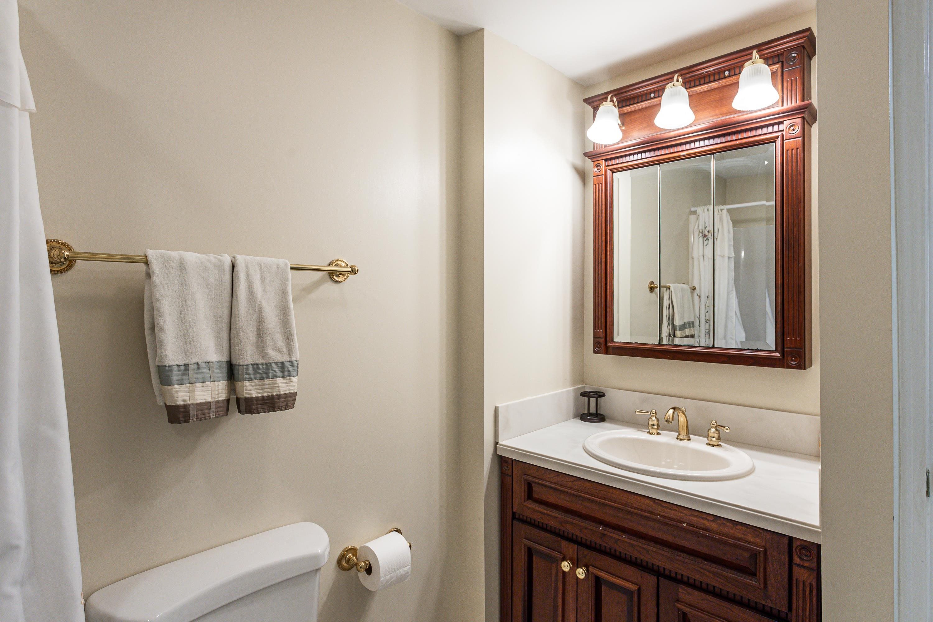 22 Rimrock Road Unit: 4B