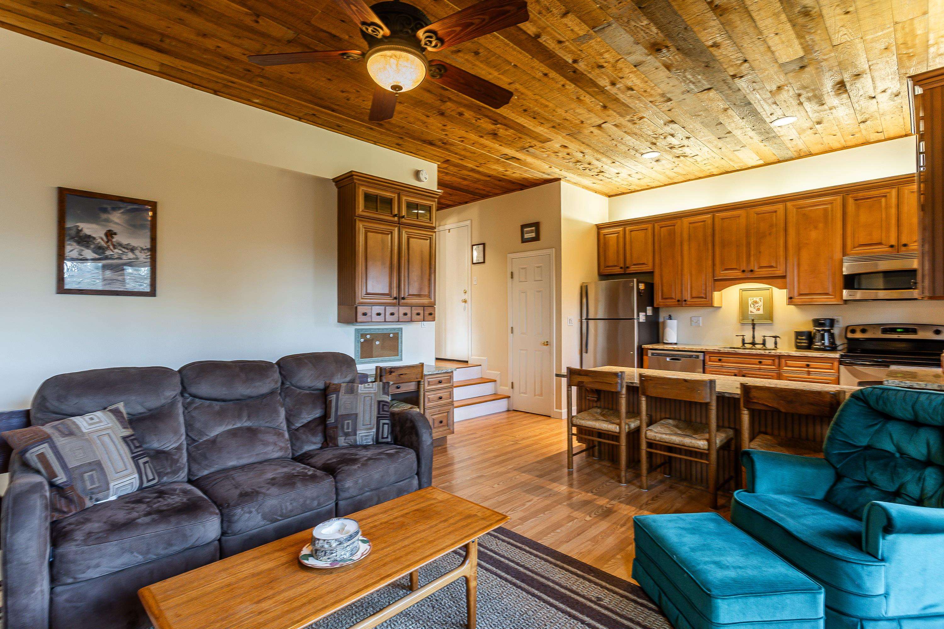 22 Rimrock Road Unit: 4B