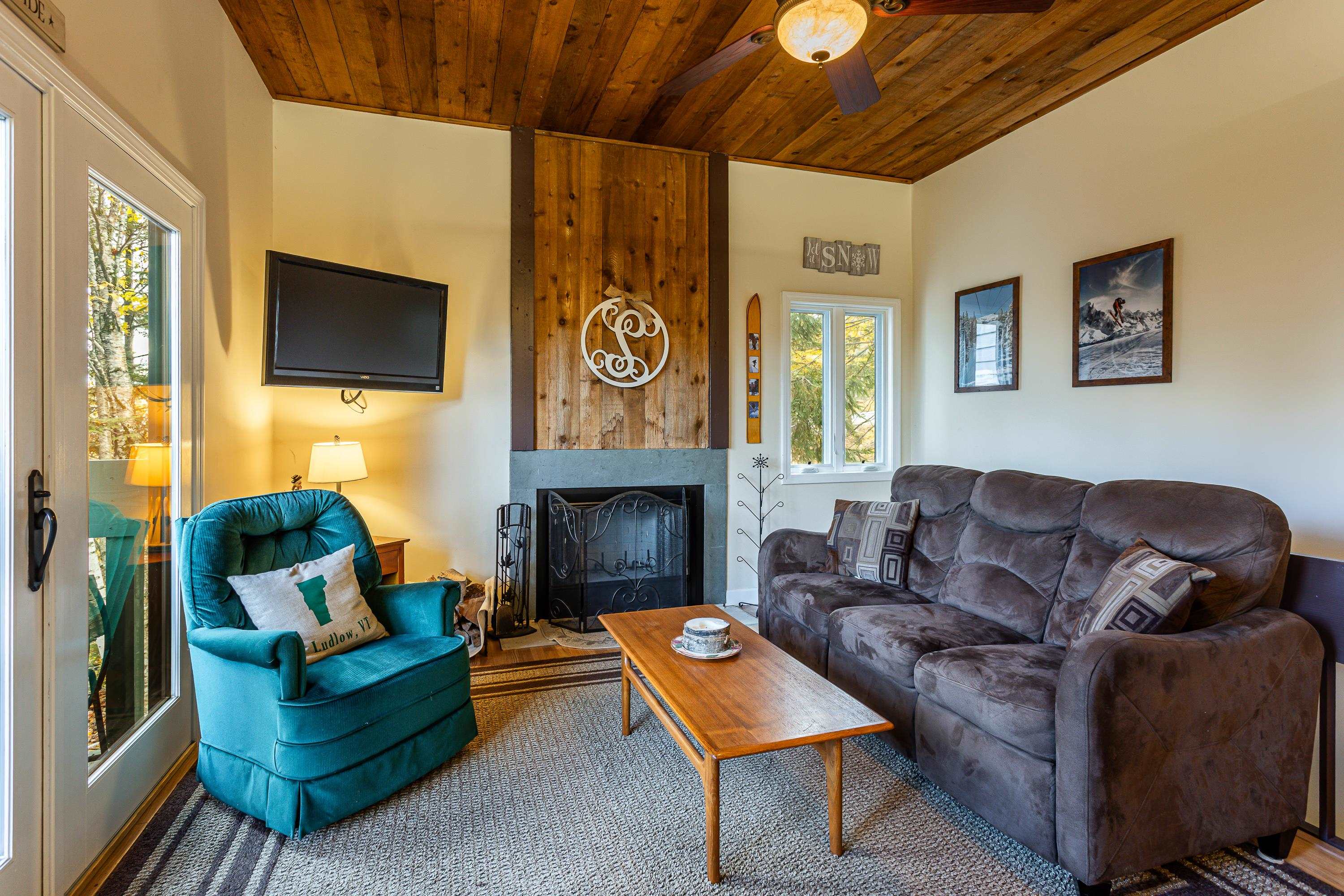 22 Rimrock Road Unit: 4B