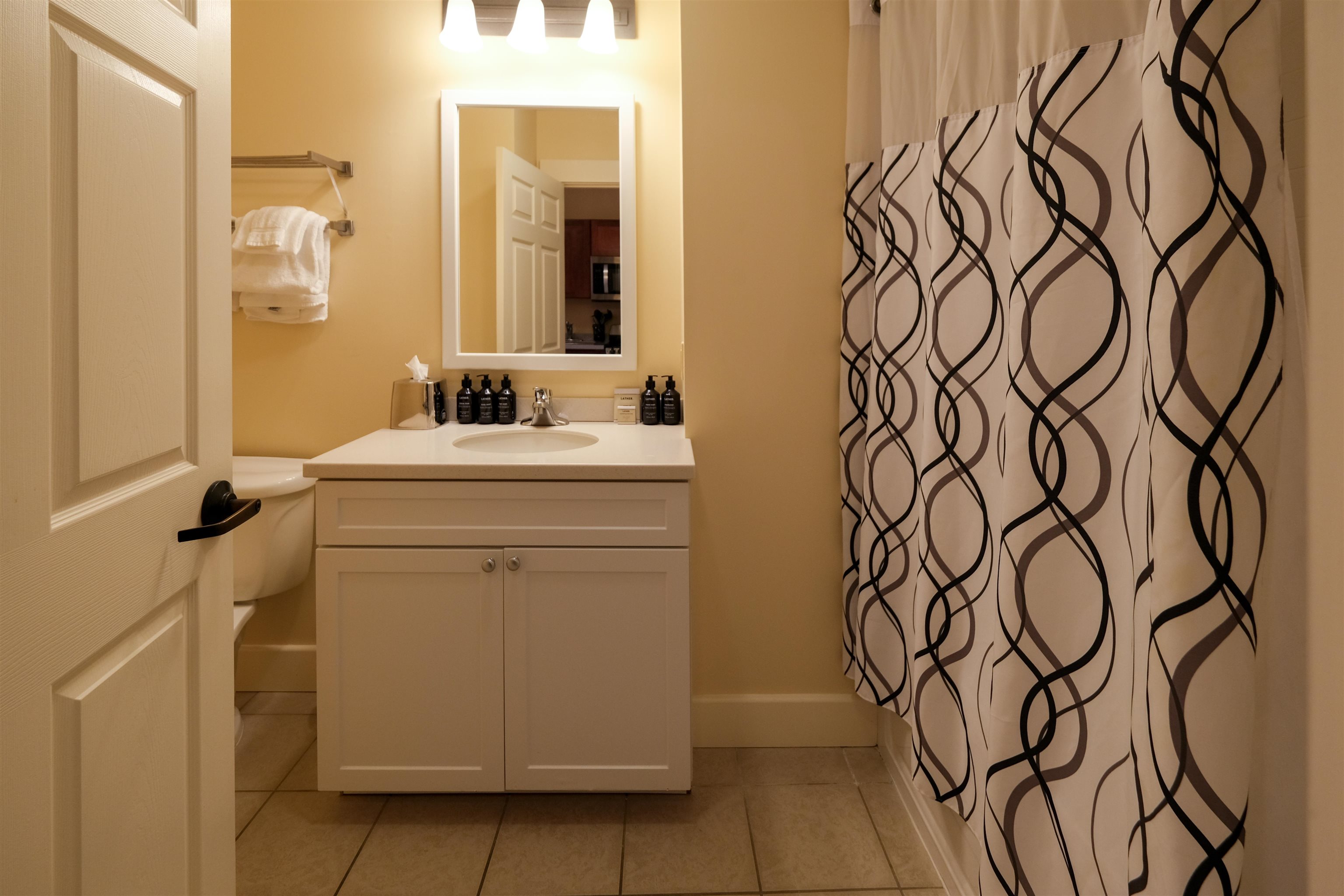 212 QIII Jackson Gore Inn Unit: 212 QIII