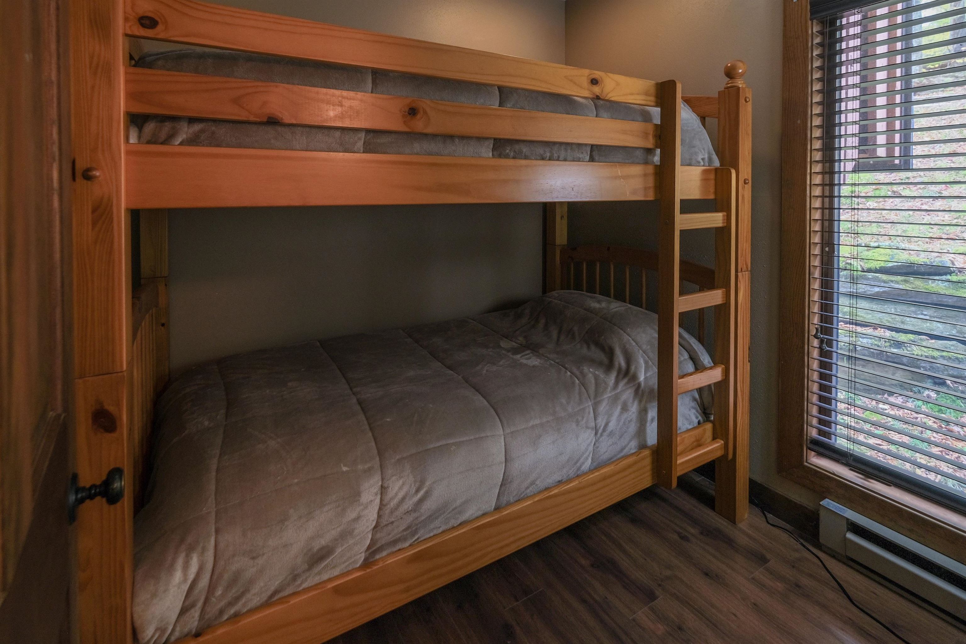 405 Soaring Hawk Road