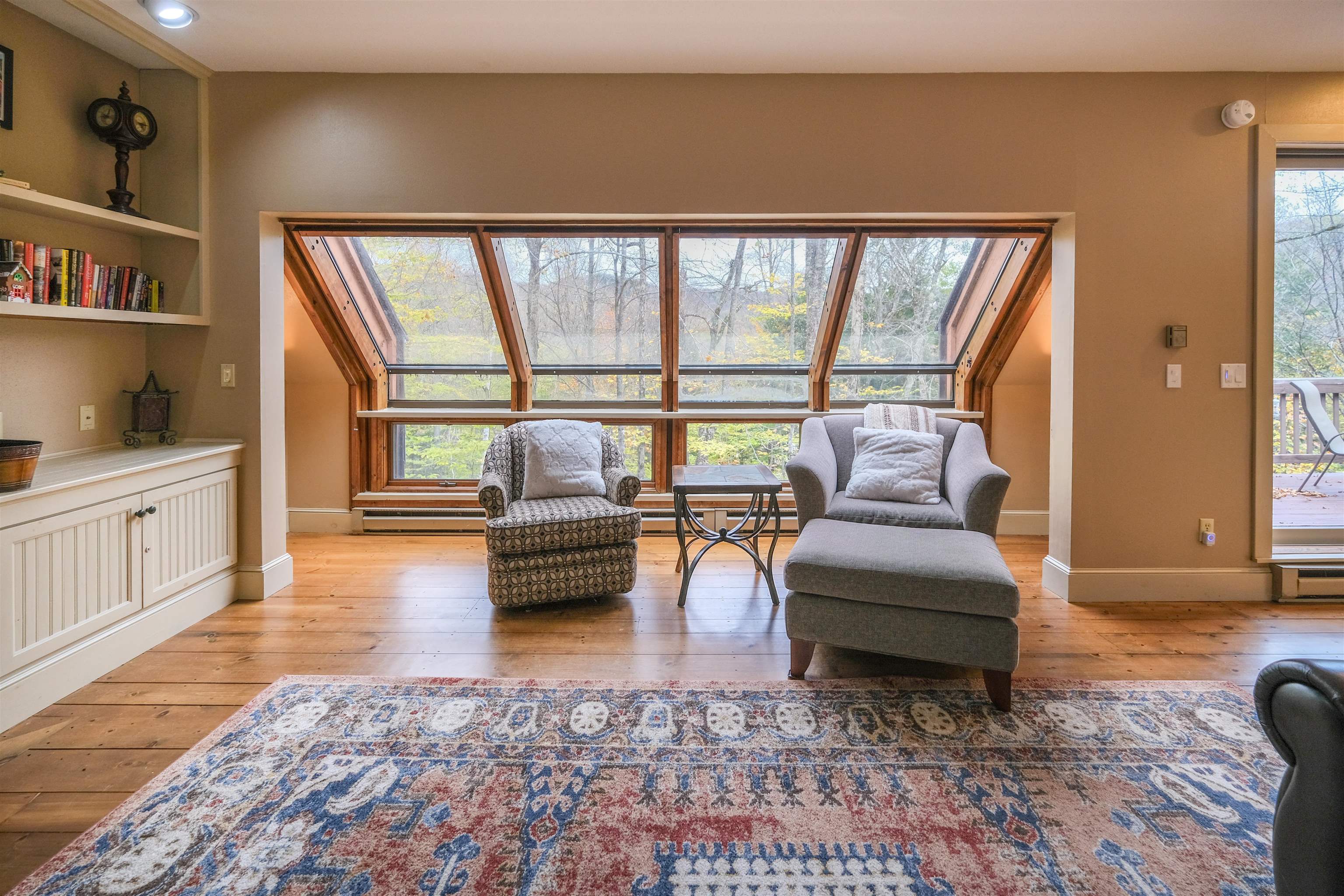 405 Soaring Hawk Road