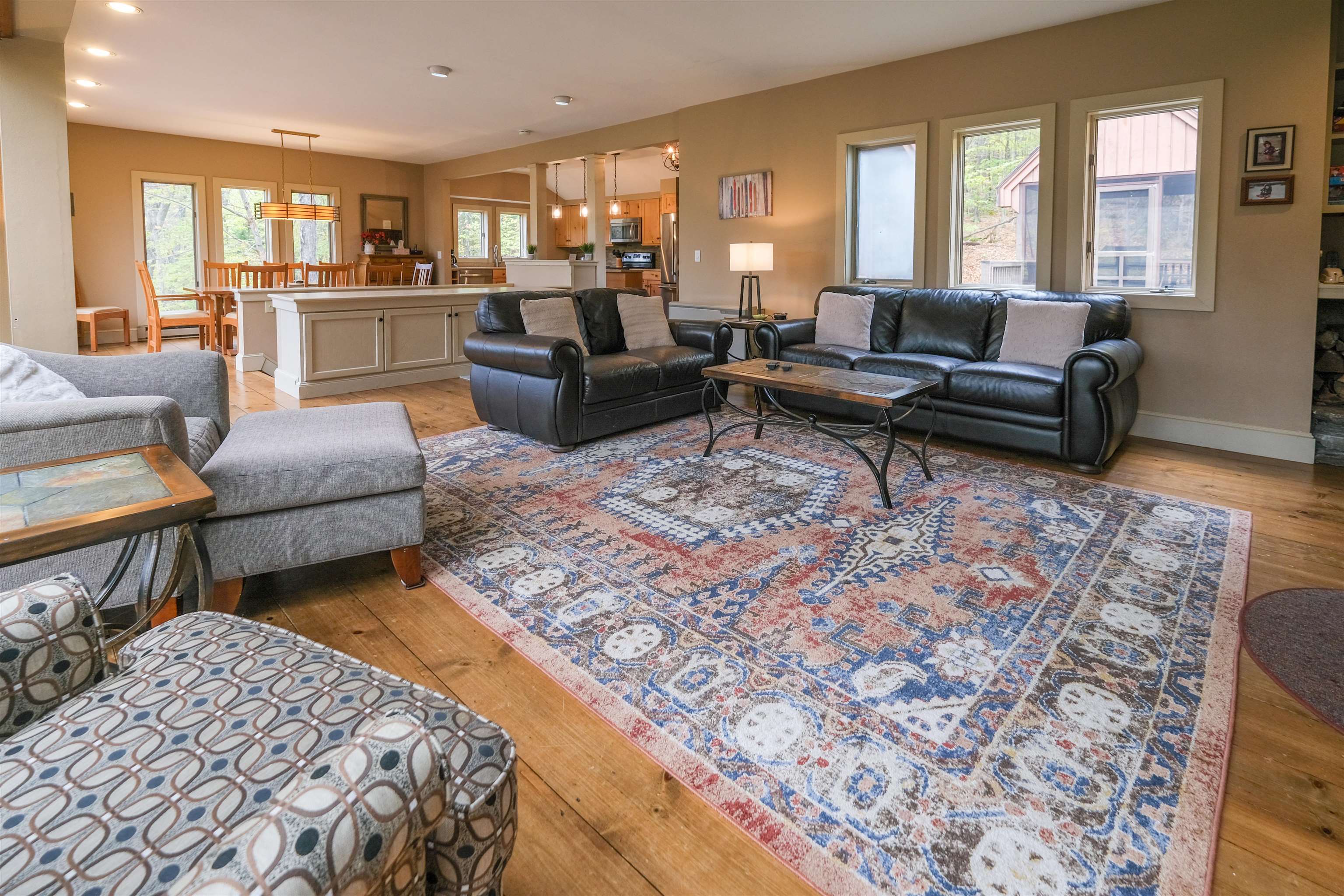 405 Soaring Hawk Road