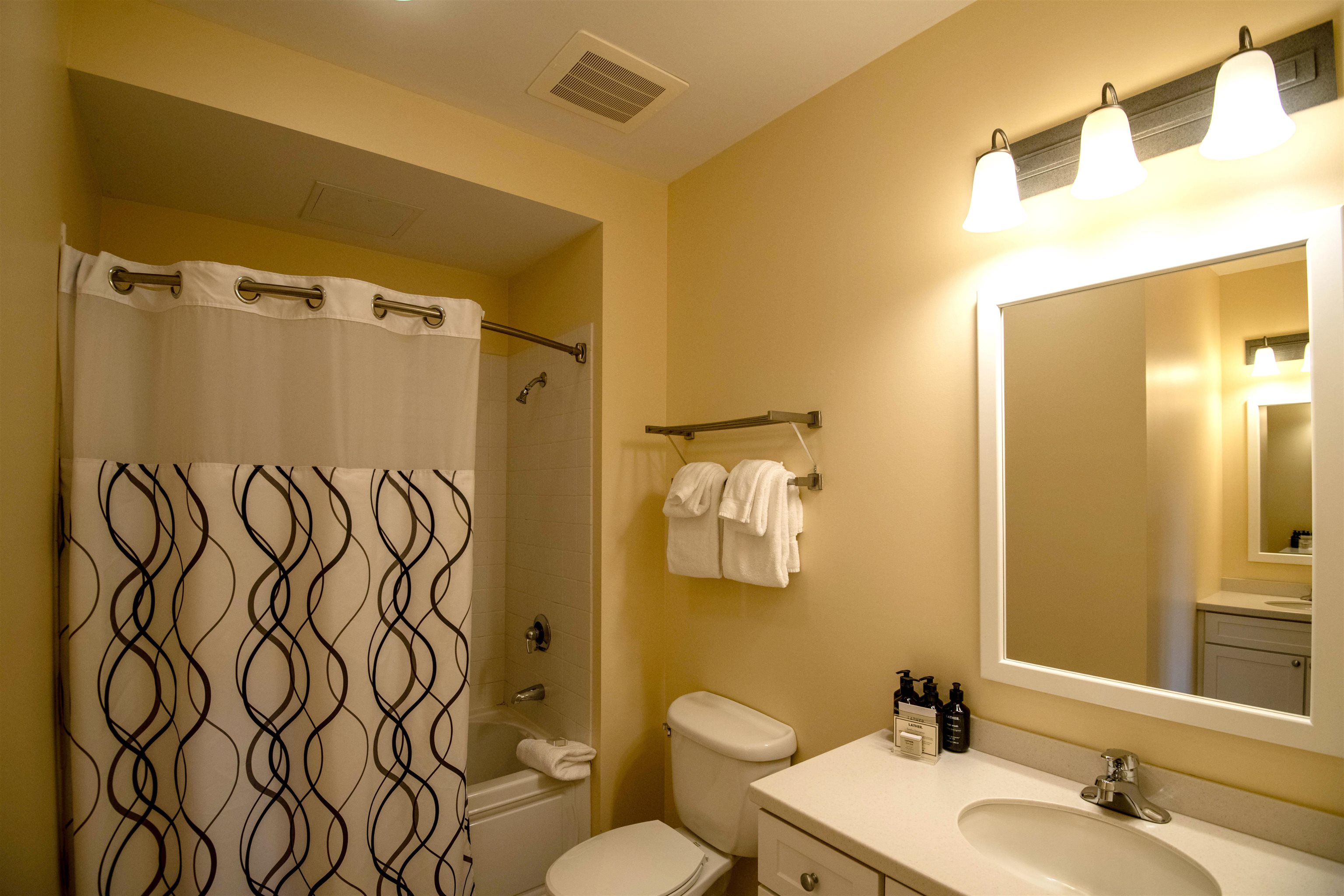 418 Qtr. I I I Jackson Gore Inn