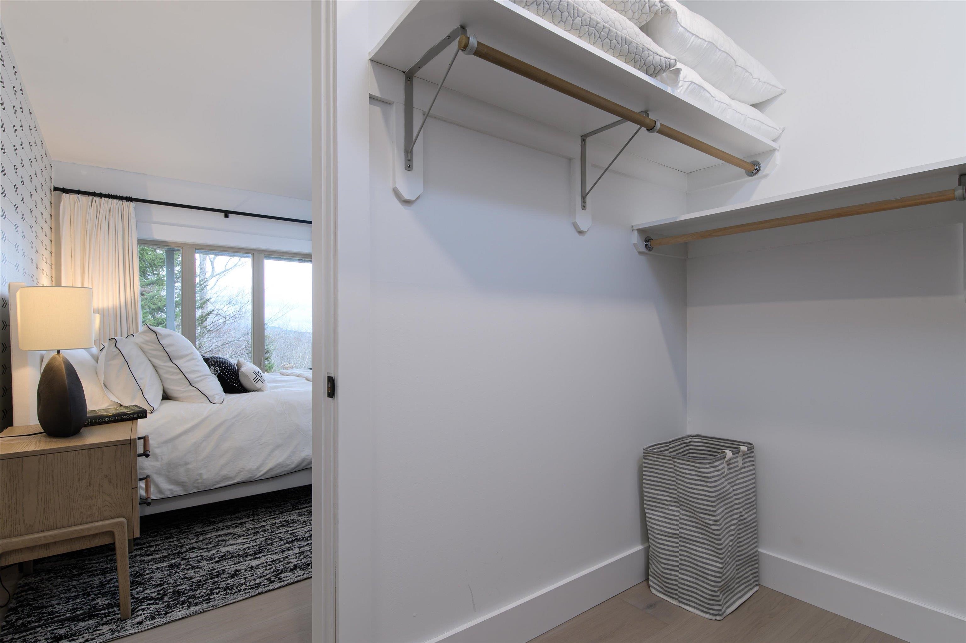 48 Alpine Way Unit: D-1