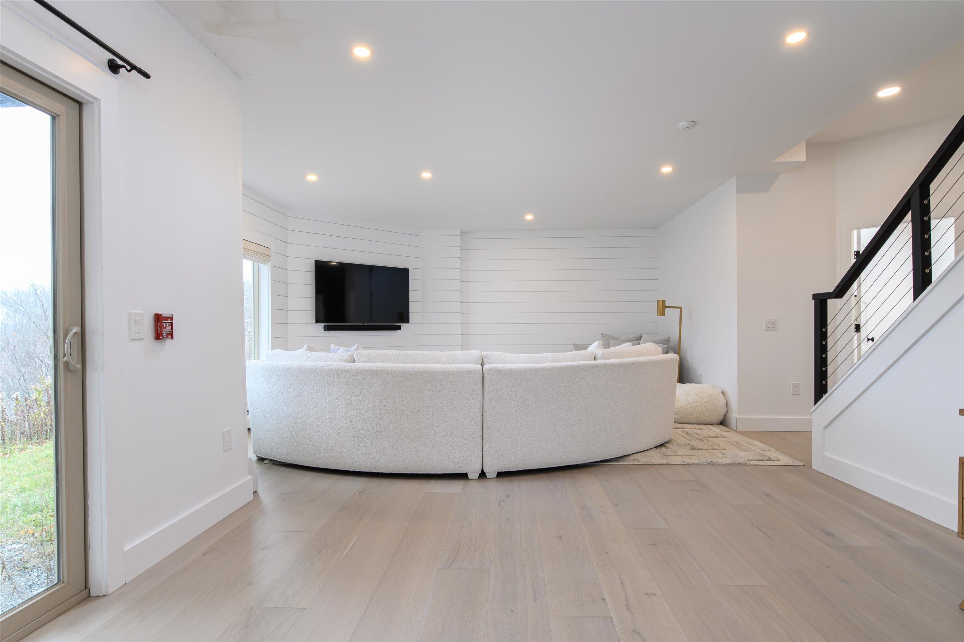 48 Alpine Way Unit: D-1