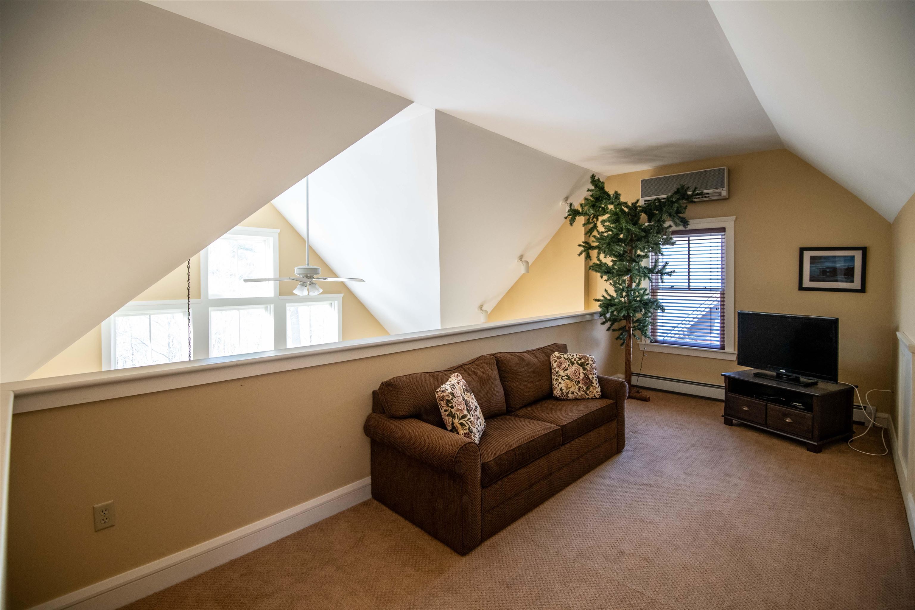 98 Spaulding Road Unit: H-4