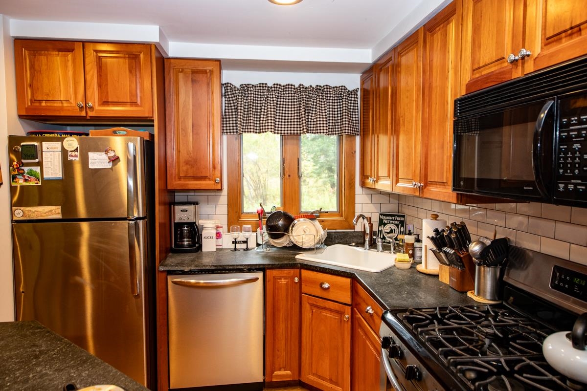 122 Chamonix Road Unit: 21 C