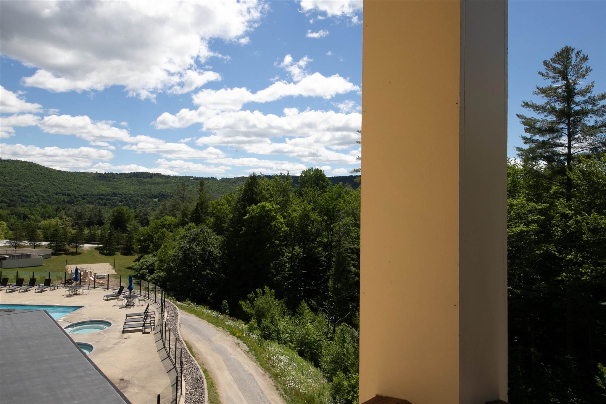 318/320 Qtr. I Jackson Gore Inn