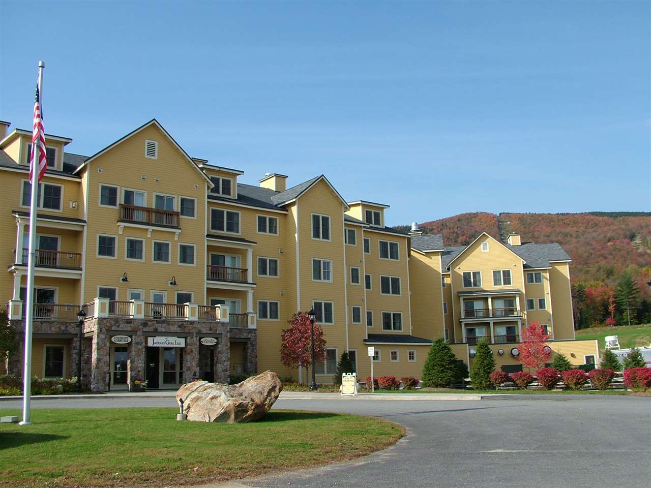 318/320 Qtr. I Jackson Gore Inn