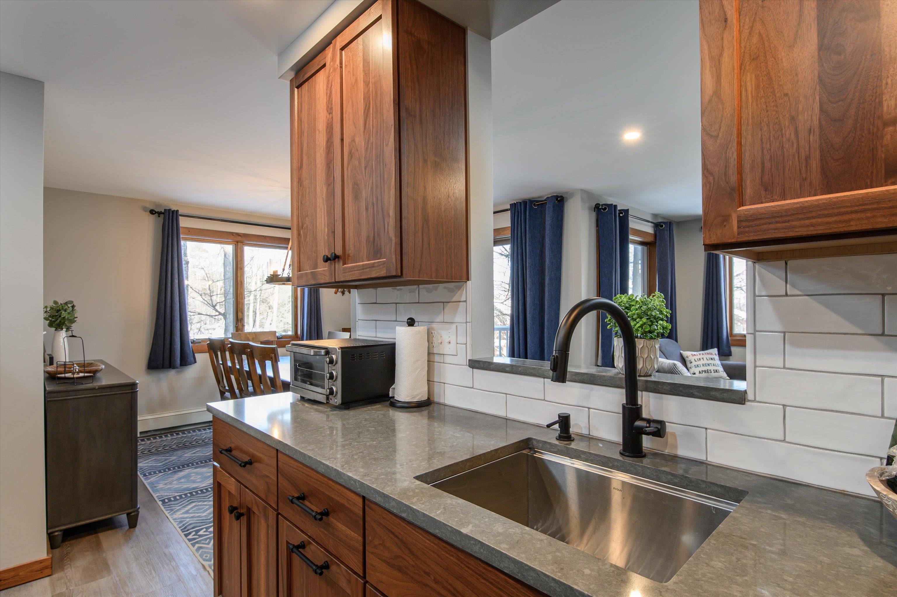 45 Kettlebrook Road Unit: J6