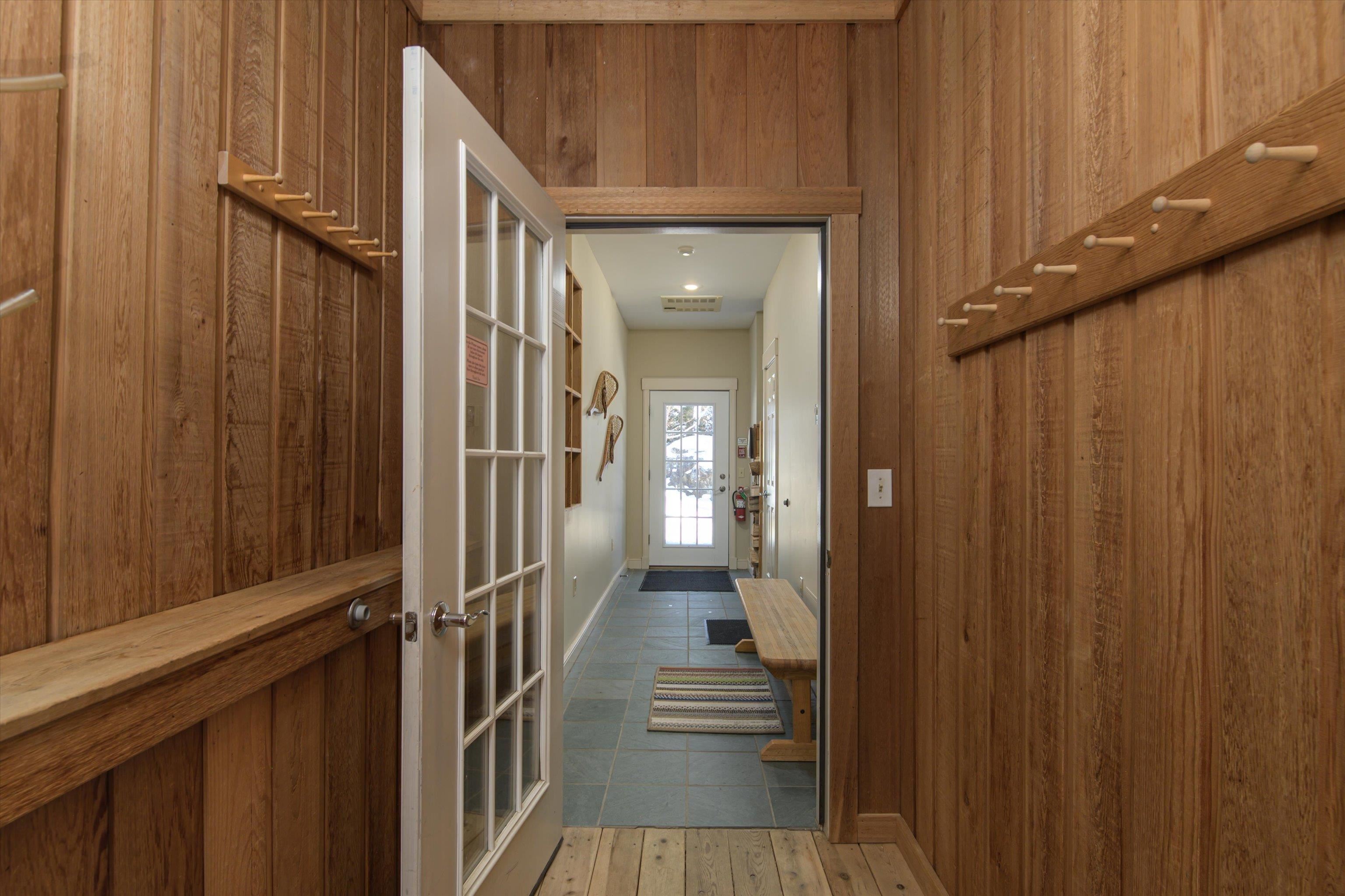 17 Daybreak Drive Unit: F101