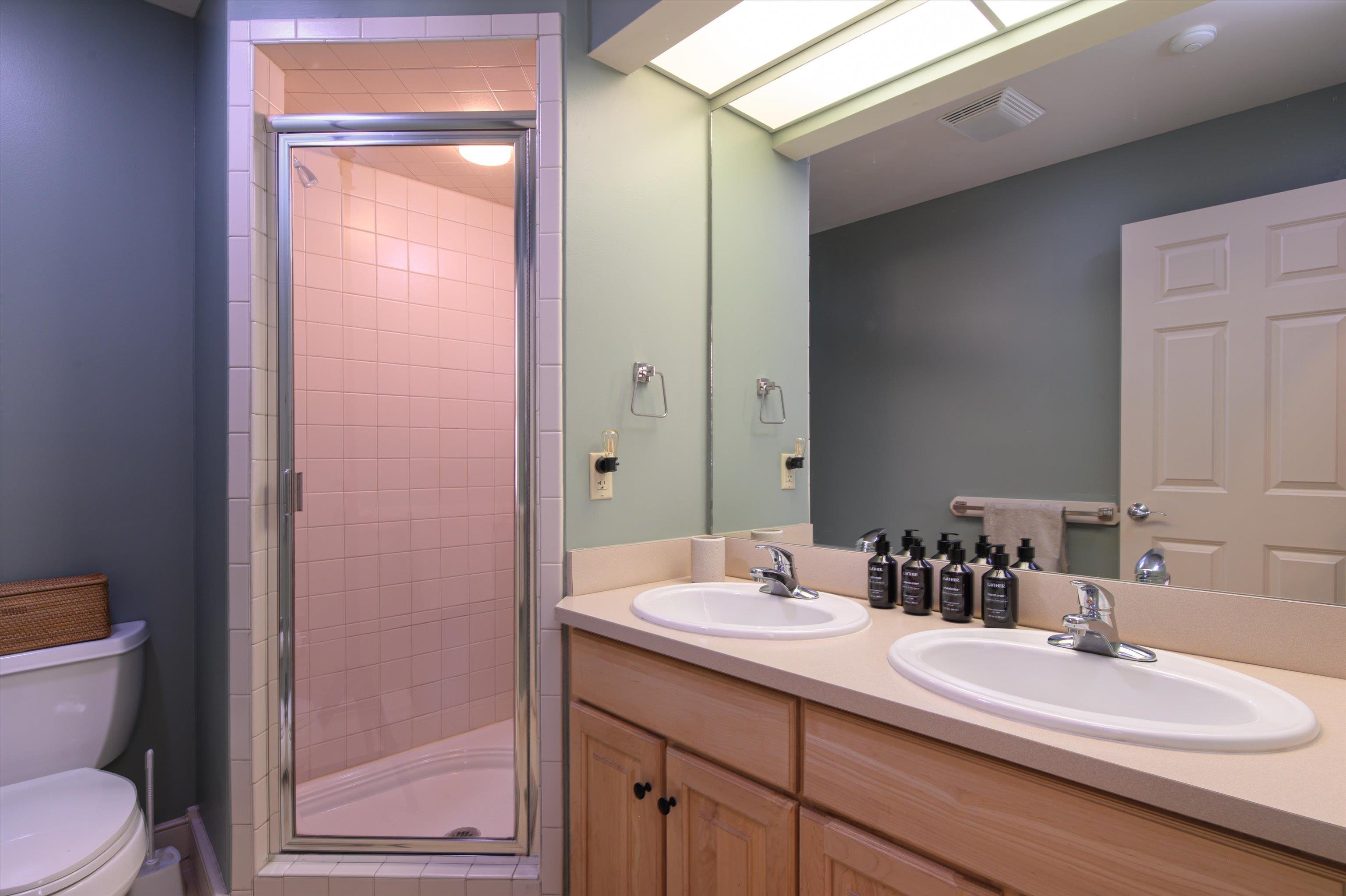 17 Daybreak Drive Unit: F101