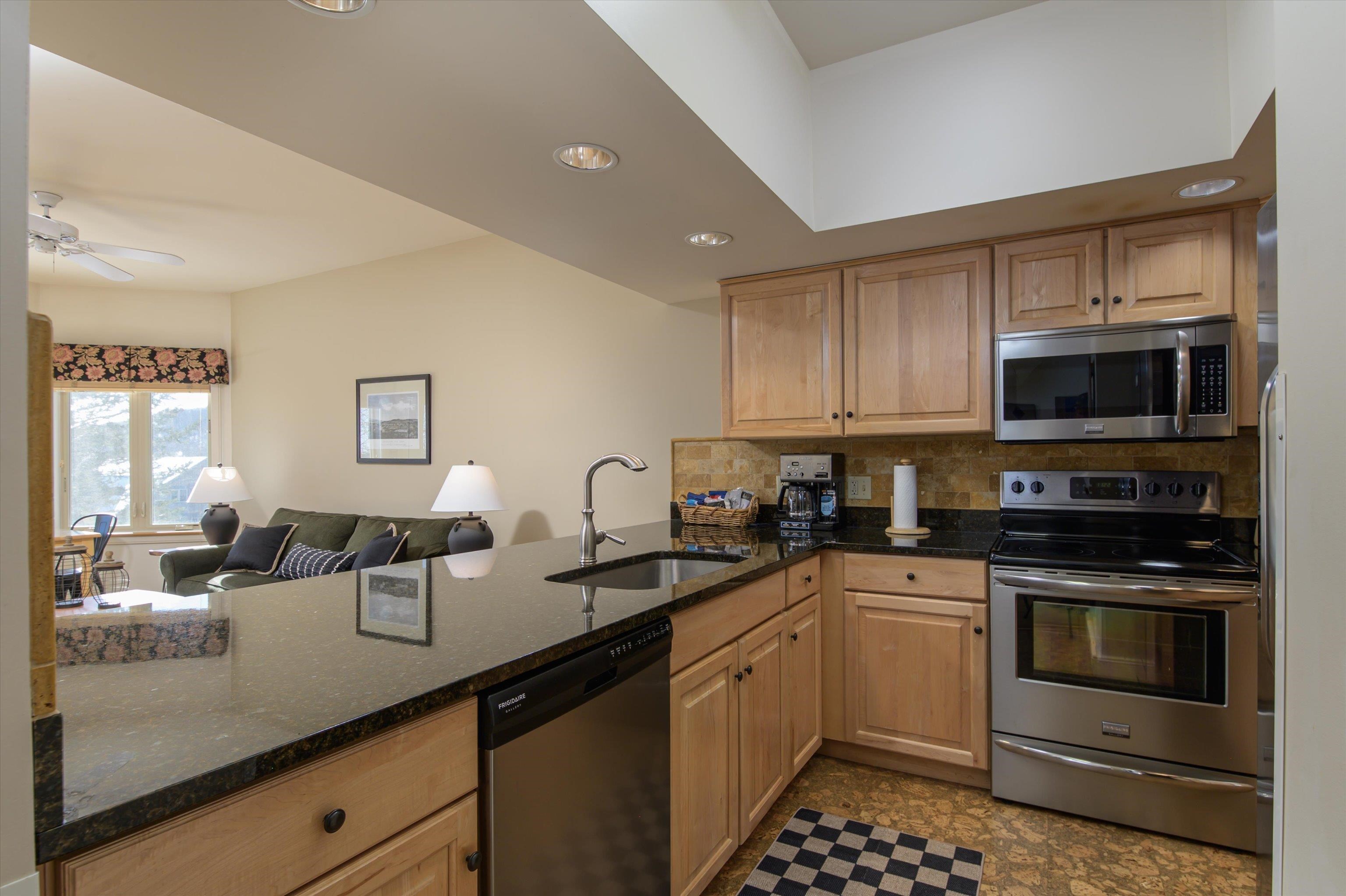 17 Daybreak Drive Unit: F101